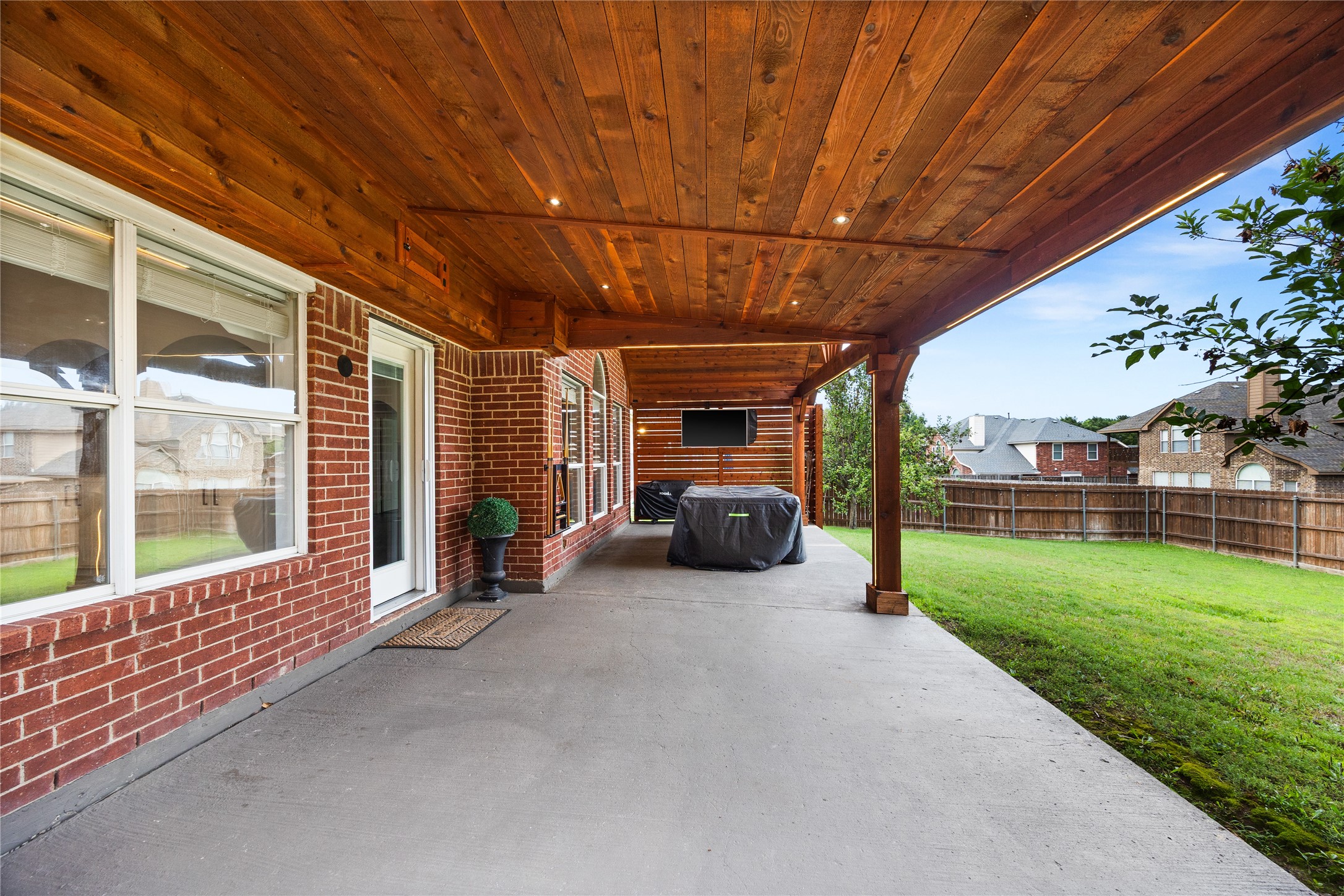 5906 Independence Court Rowlett TX 75089