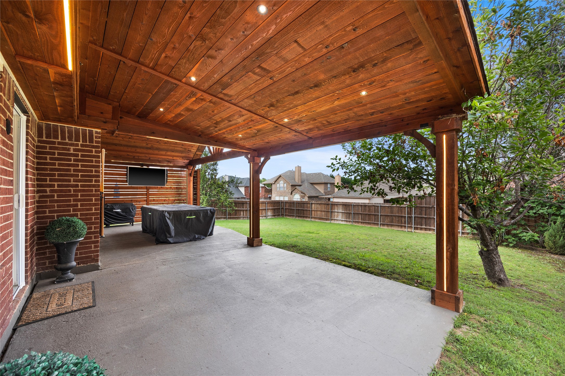 5906 Independence Court Rowlett TX 75089