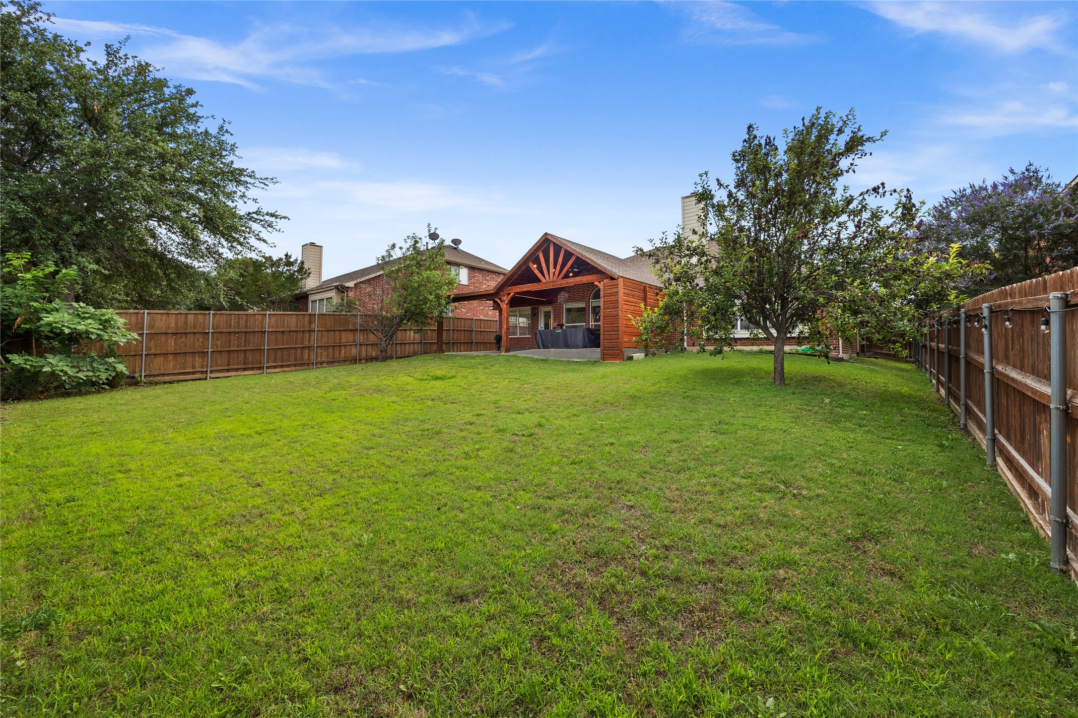 5906 Independence Court Rowlett TX 75089