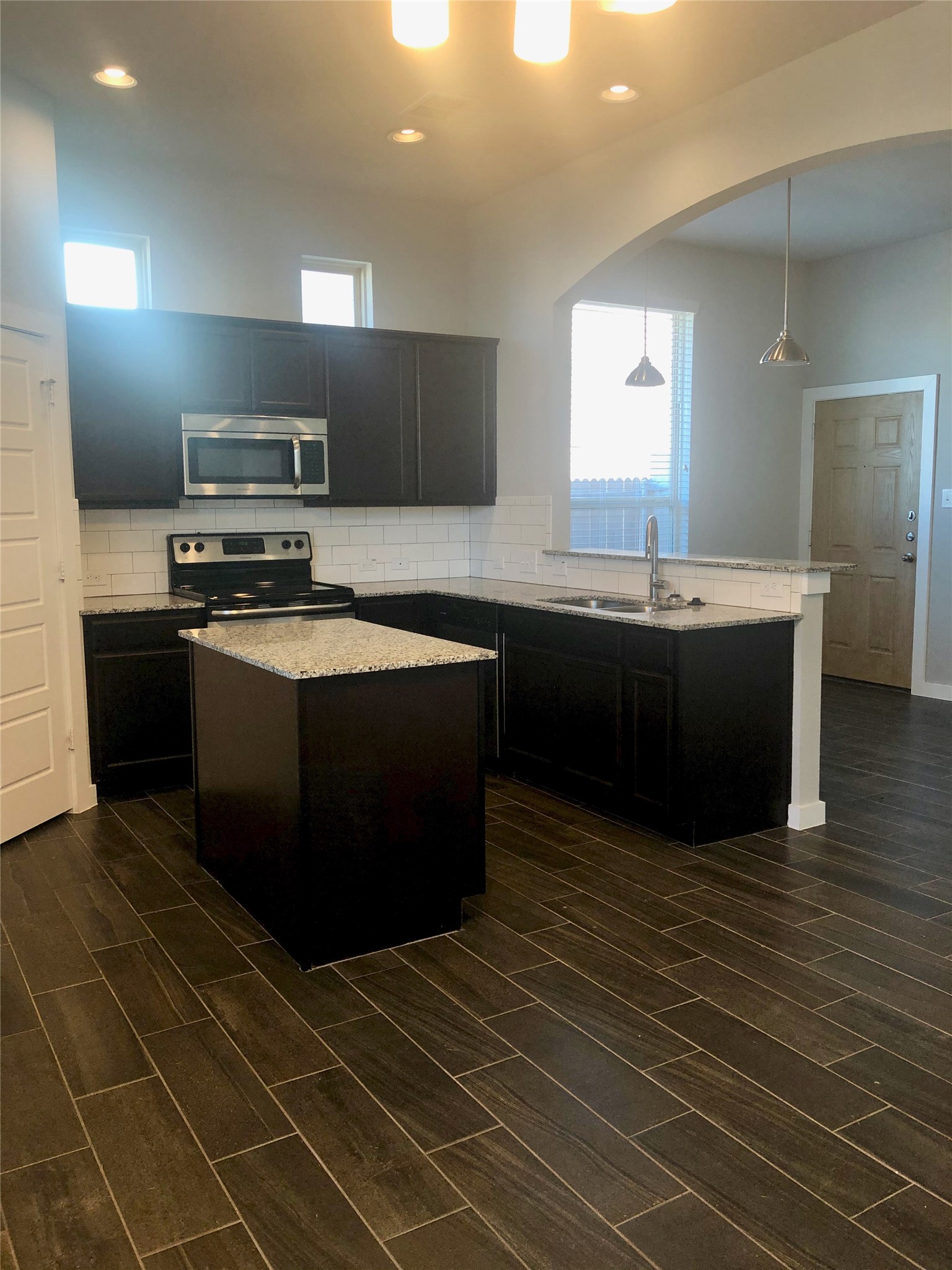 925 Chaparral Trail Midlothian TX 76065