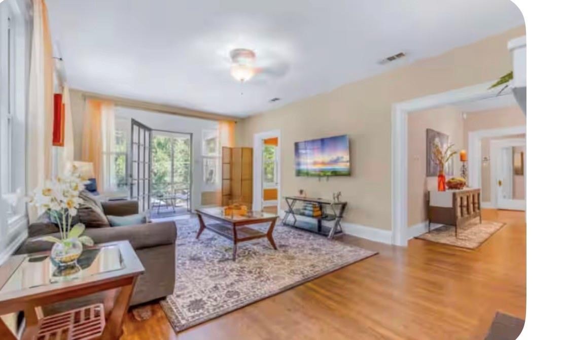 4303 Vandelia Street Dallas TX 75219