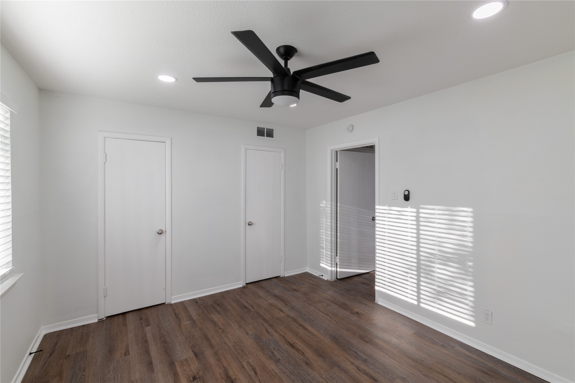 5921 Gaston Avenue Dallas TX 75214