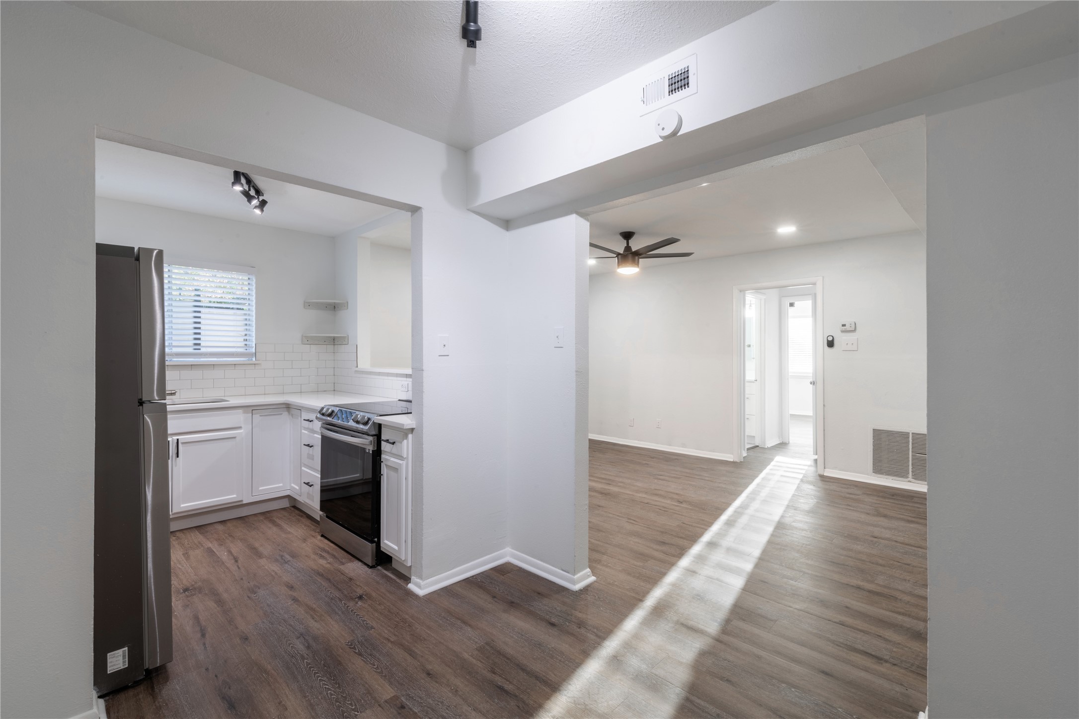 5921 Gaston Avenue Dallas TX 75214
