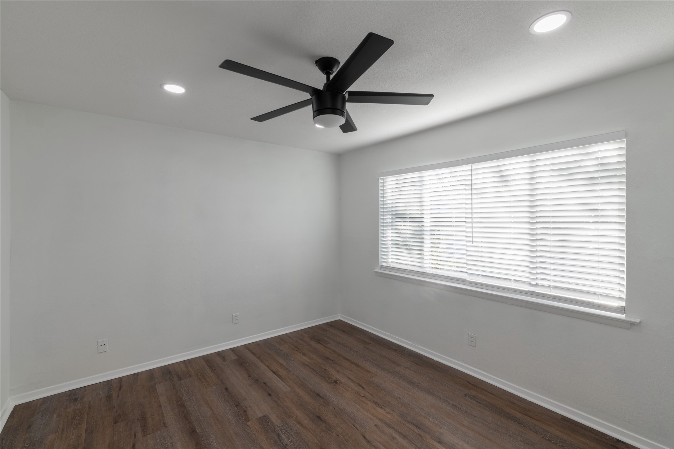 5921 Gaston Avenue Dallas TX 75214