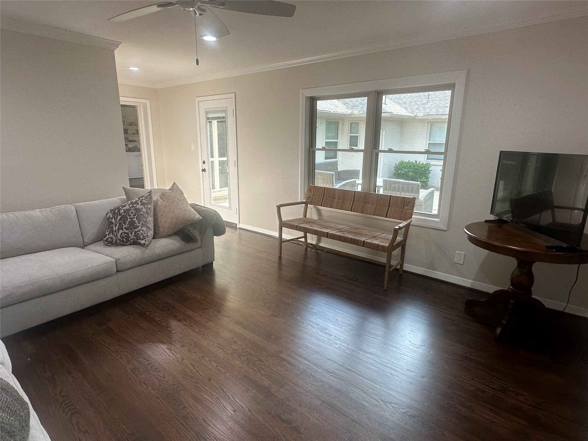 6908 Lavendale Dallas TX 75230