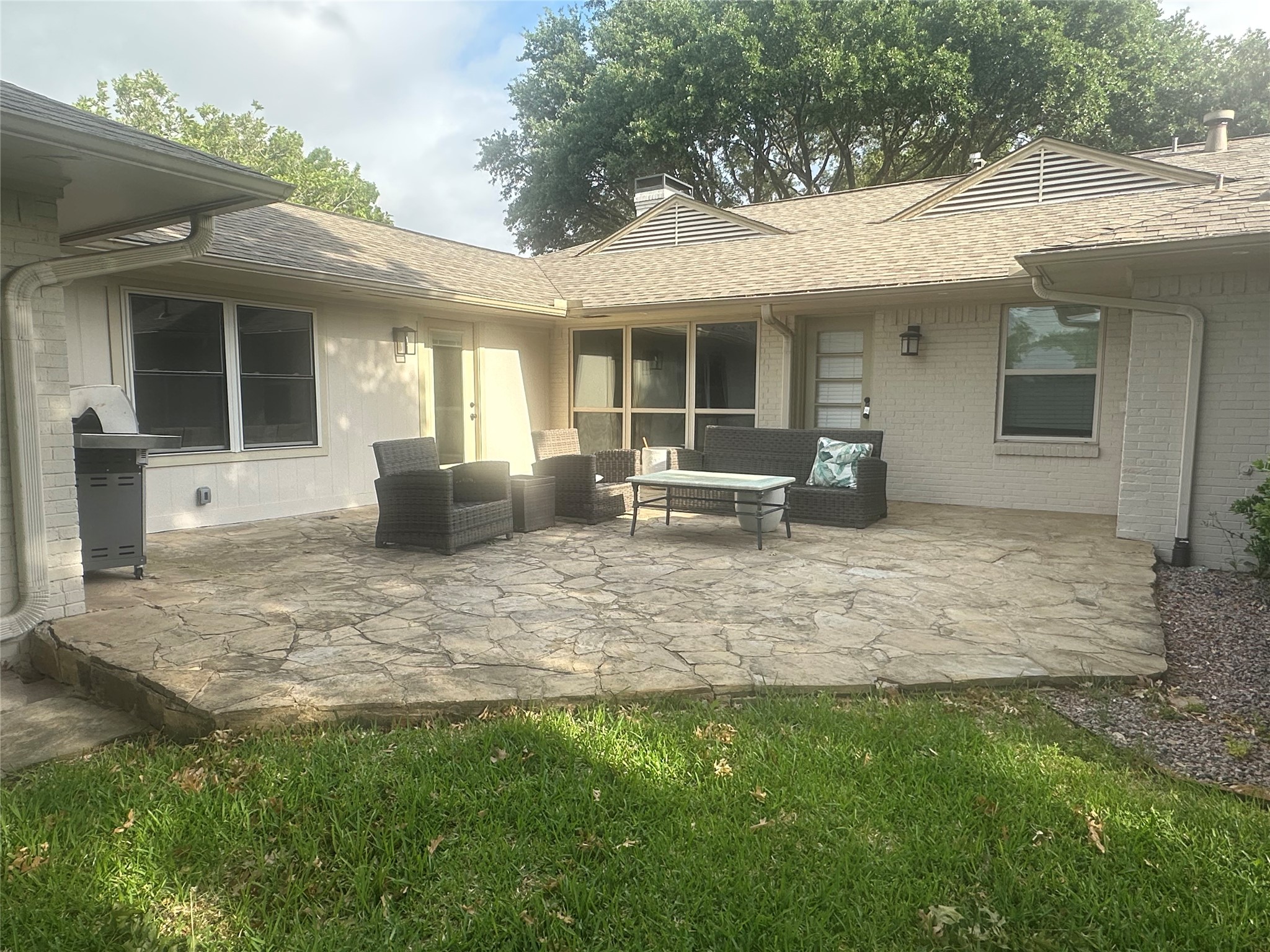 6908 Lavendale Dallas TX 75230