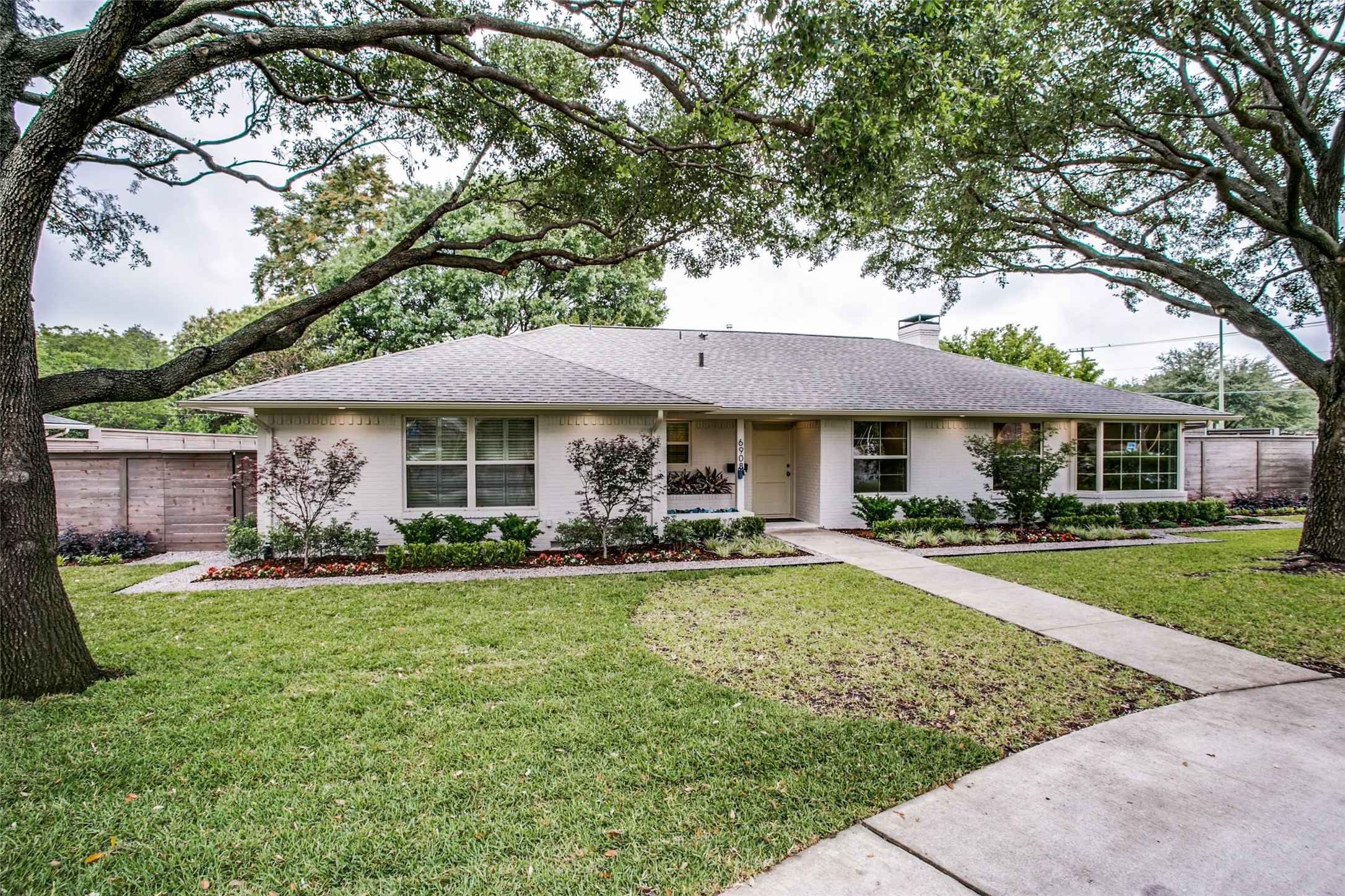 6908 Lavendale Dallas TX 75230