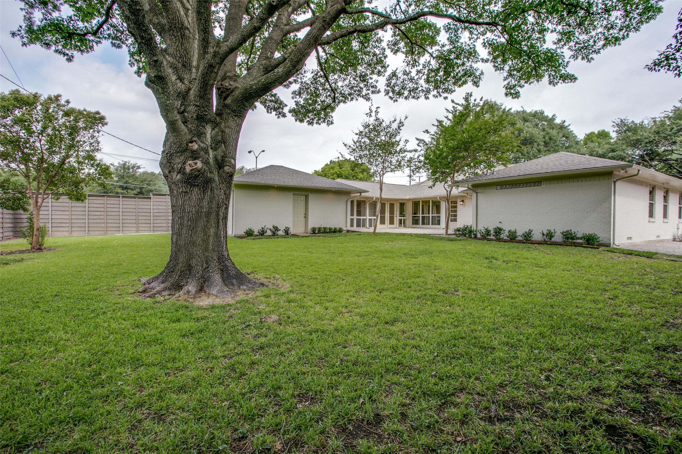 6908 Lavendale Dallas TX 75230