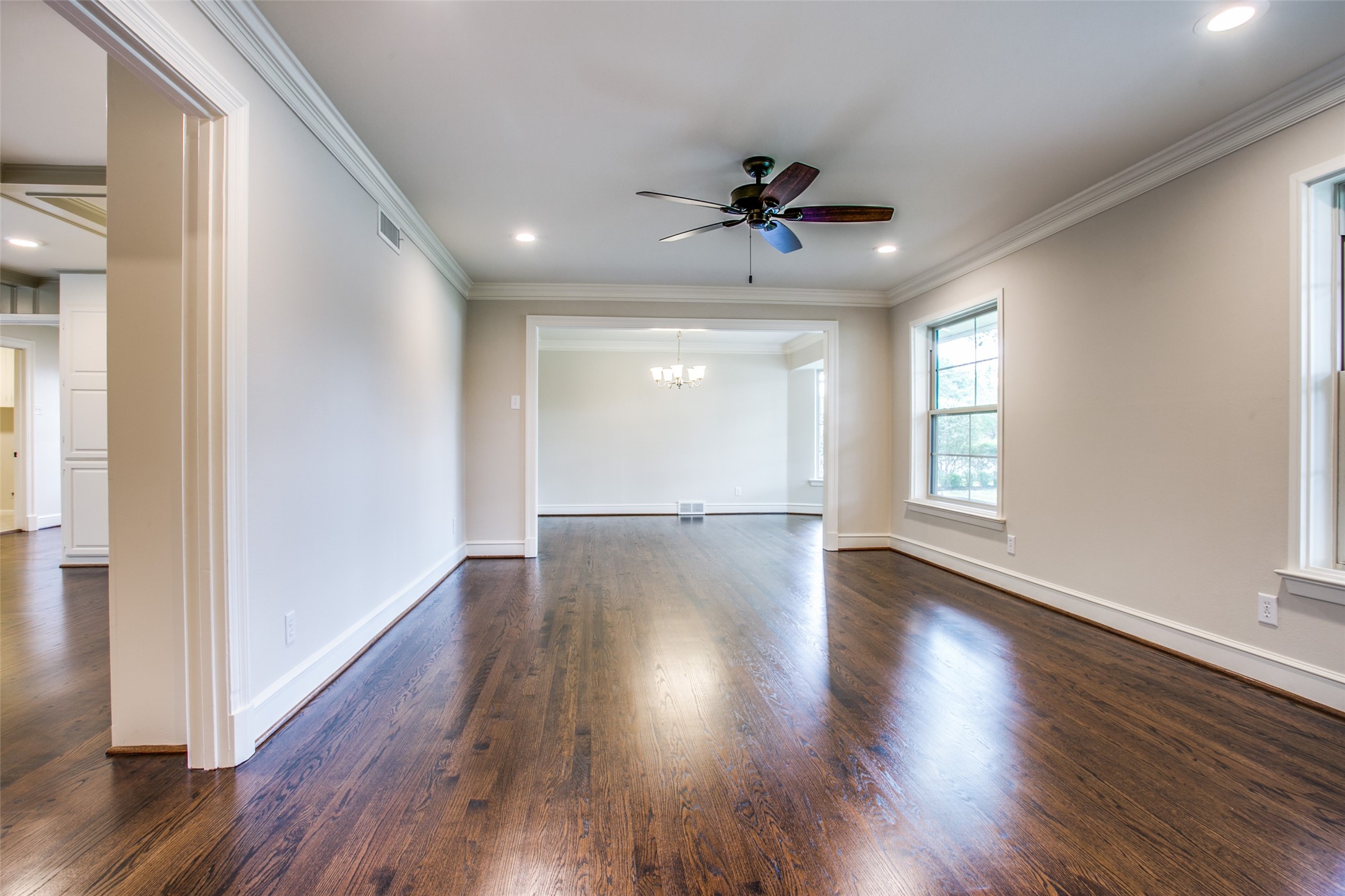 6908 Lavendale Dallas TX 75230