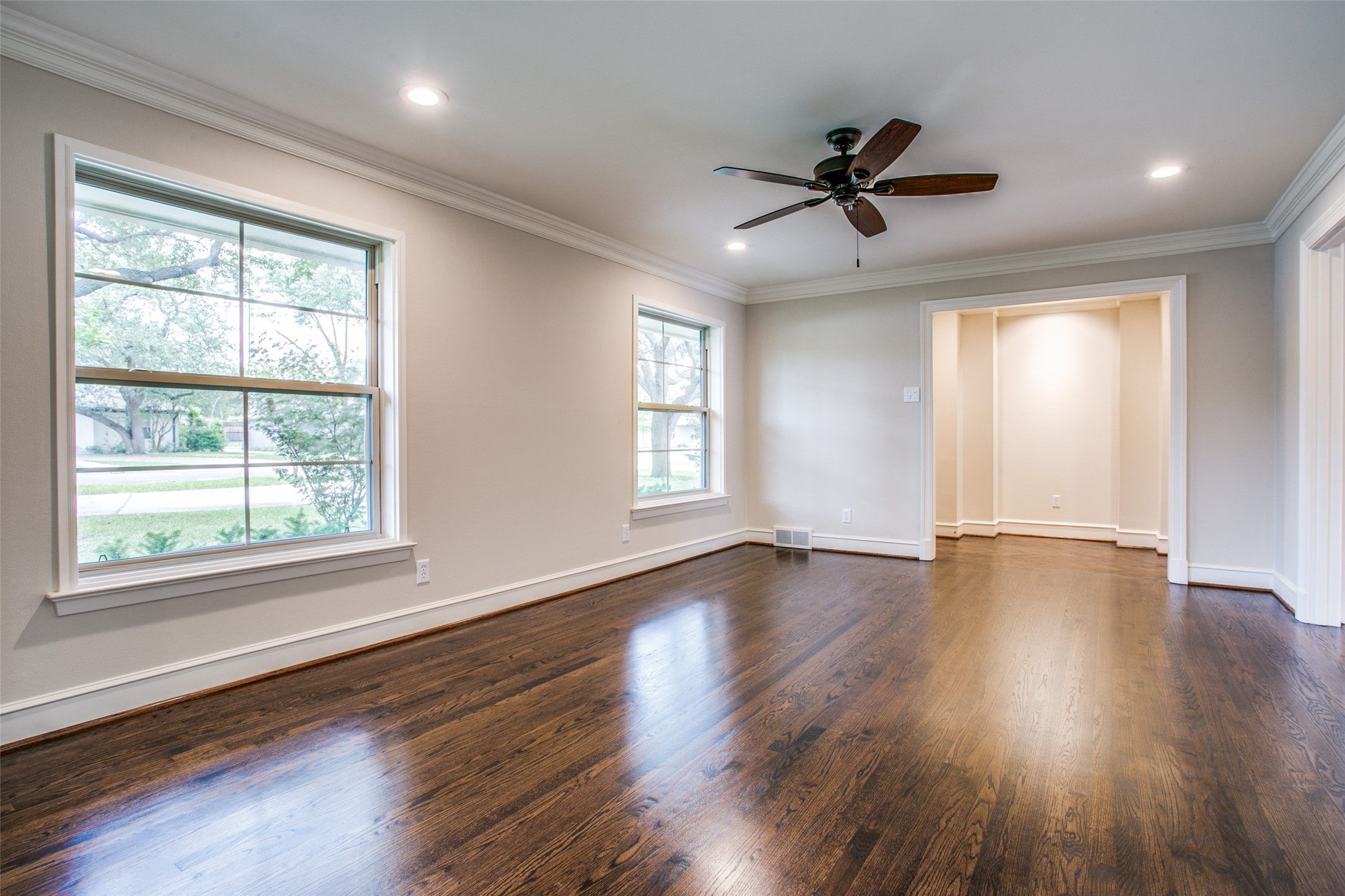 6908 Lavendale Dallas TX 75230