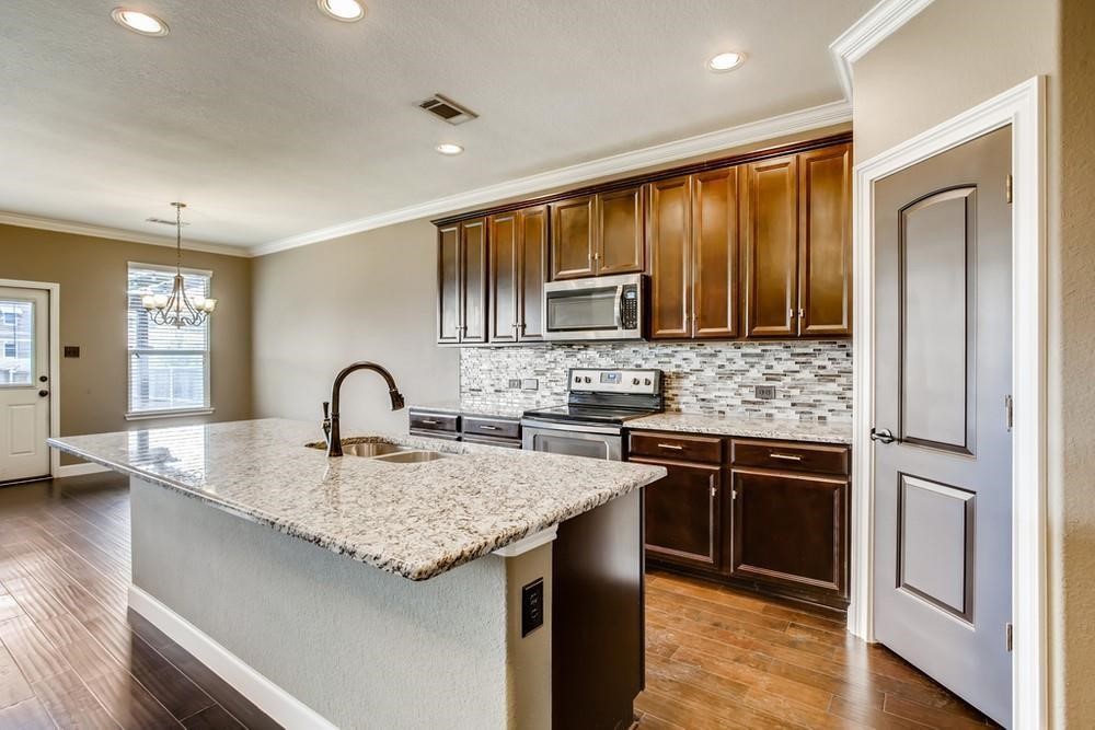 2009 Avondown Road Forney TX 75126