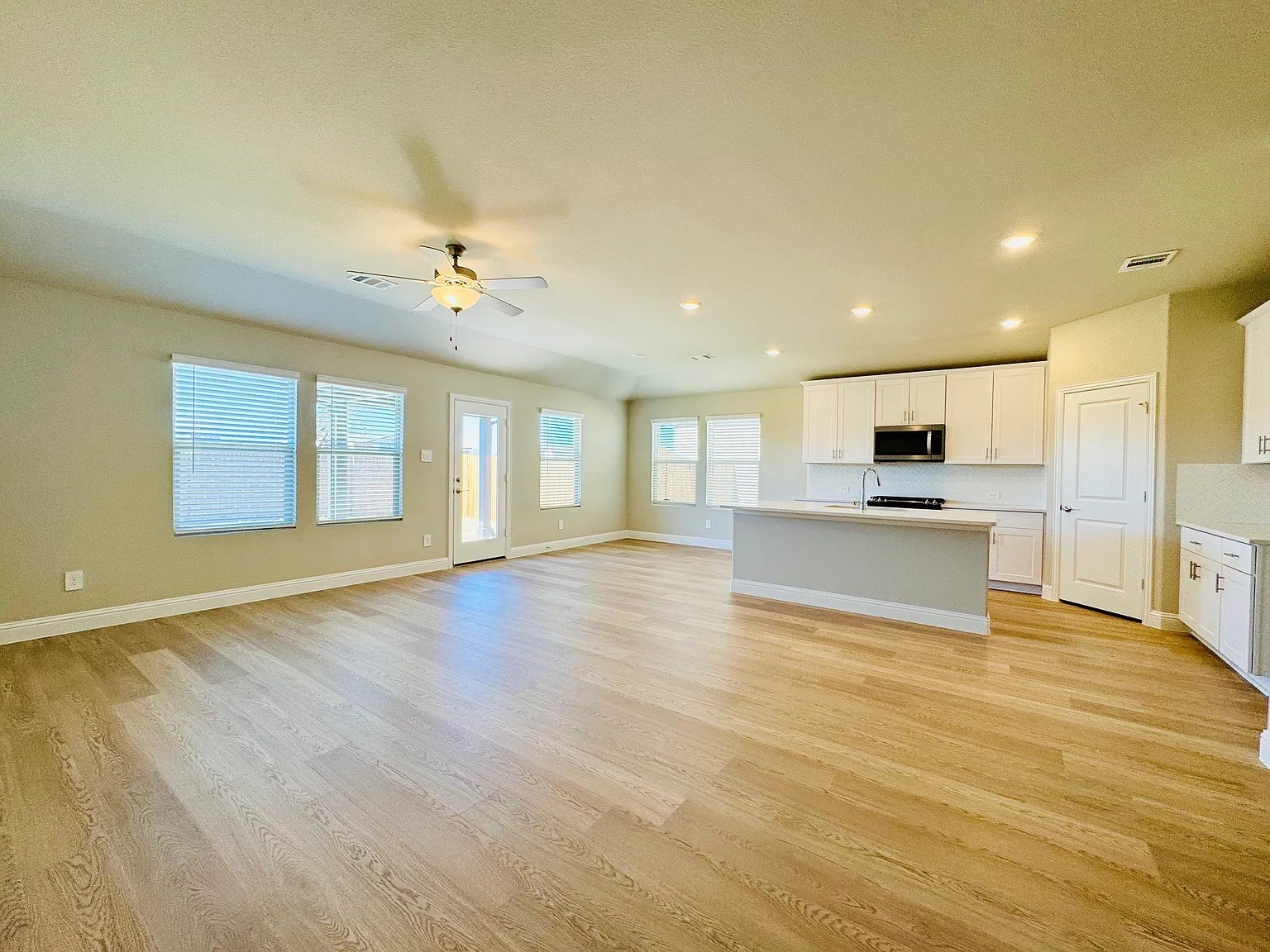 1093 Eagle Run Lane Lavon TX 75166