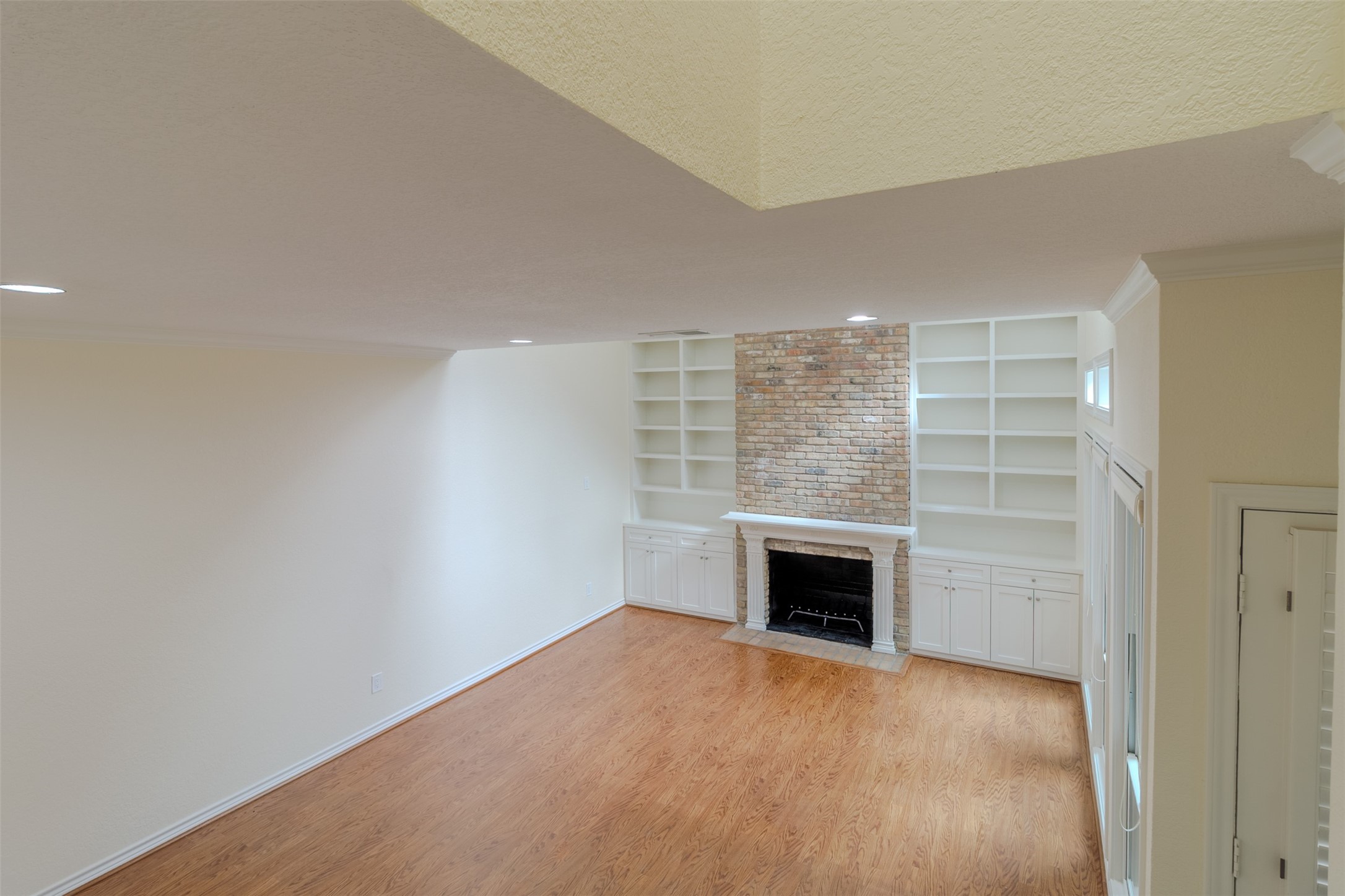 4520 Glenwick Lane Dallas TX 75205