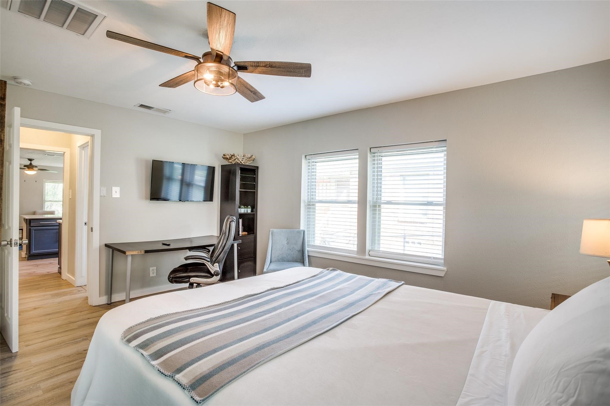 408 N Oak Cliff Boulevard Dallas TX 75208