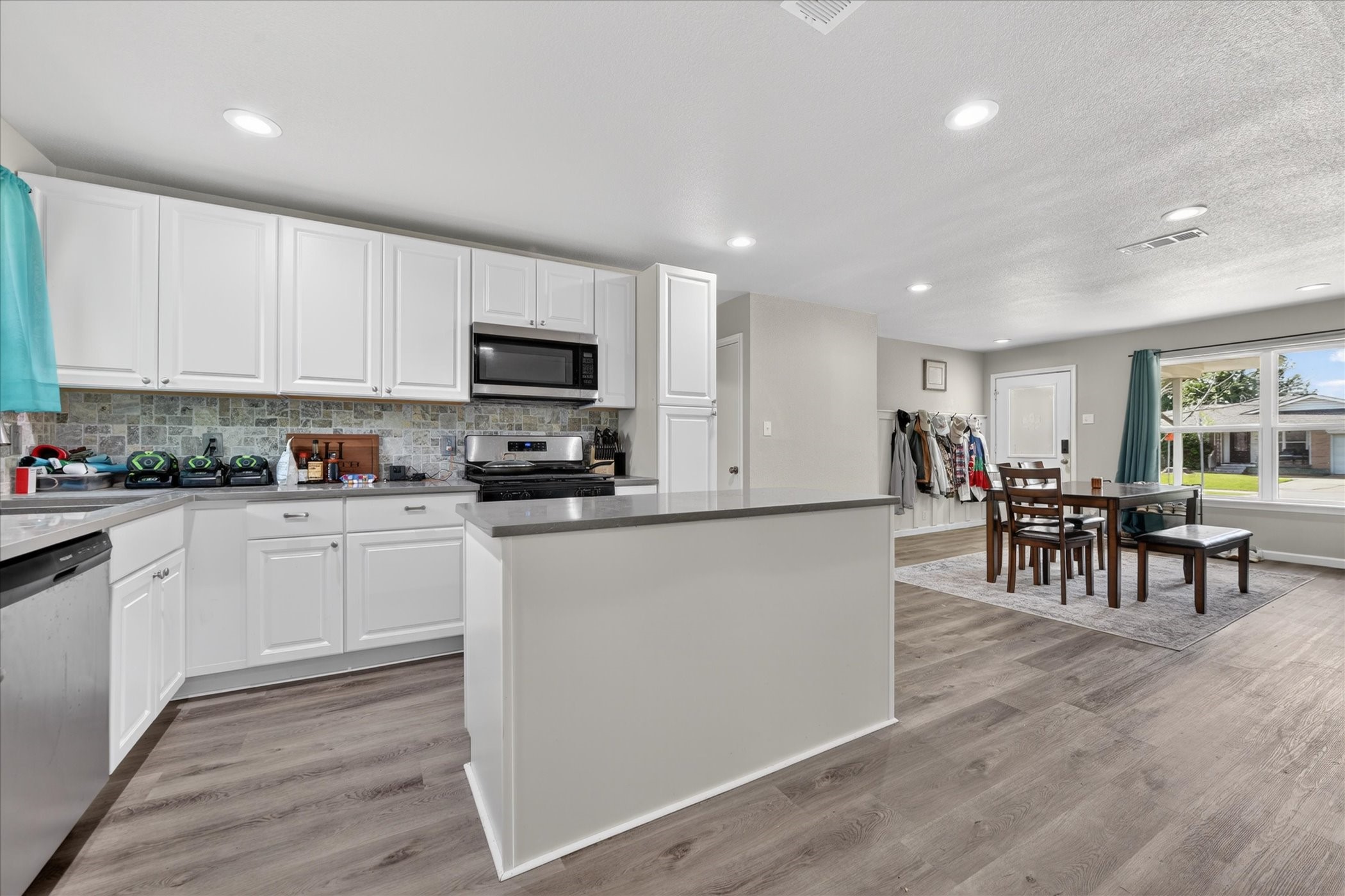 324 N Shore Place Lewisville TX 75067