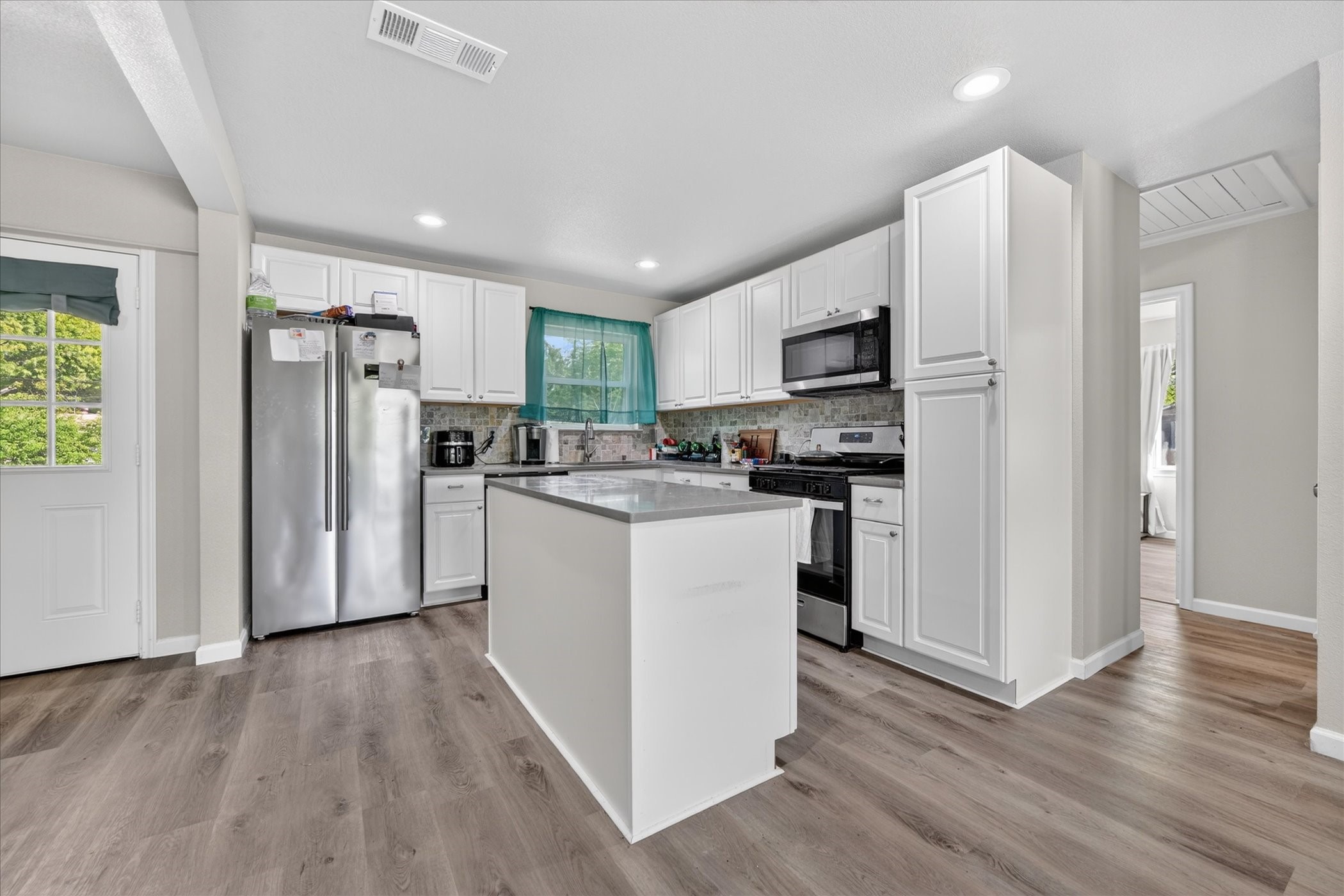 324 N Shore Place Lewisville TX 75067