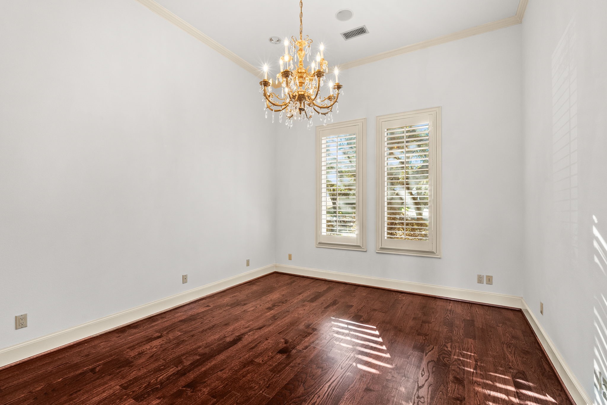 4624 Byron Circle Irving TX 75038
