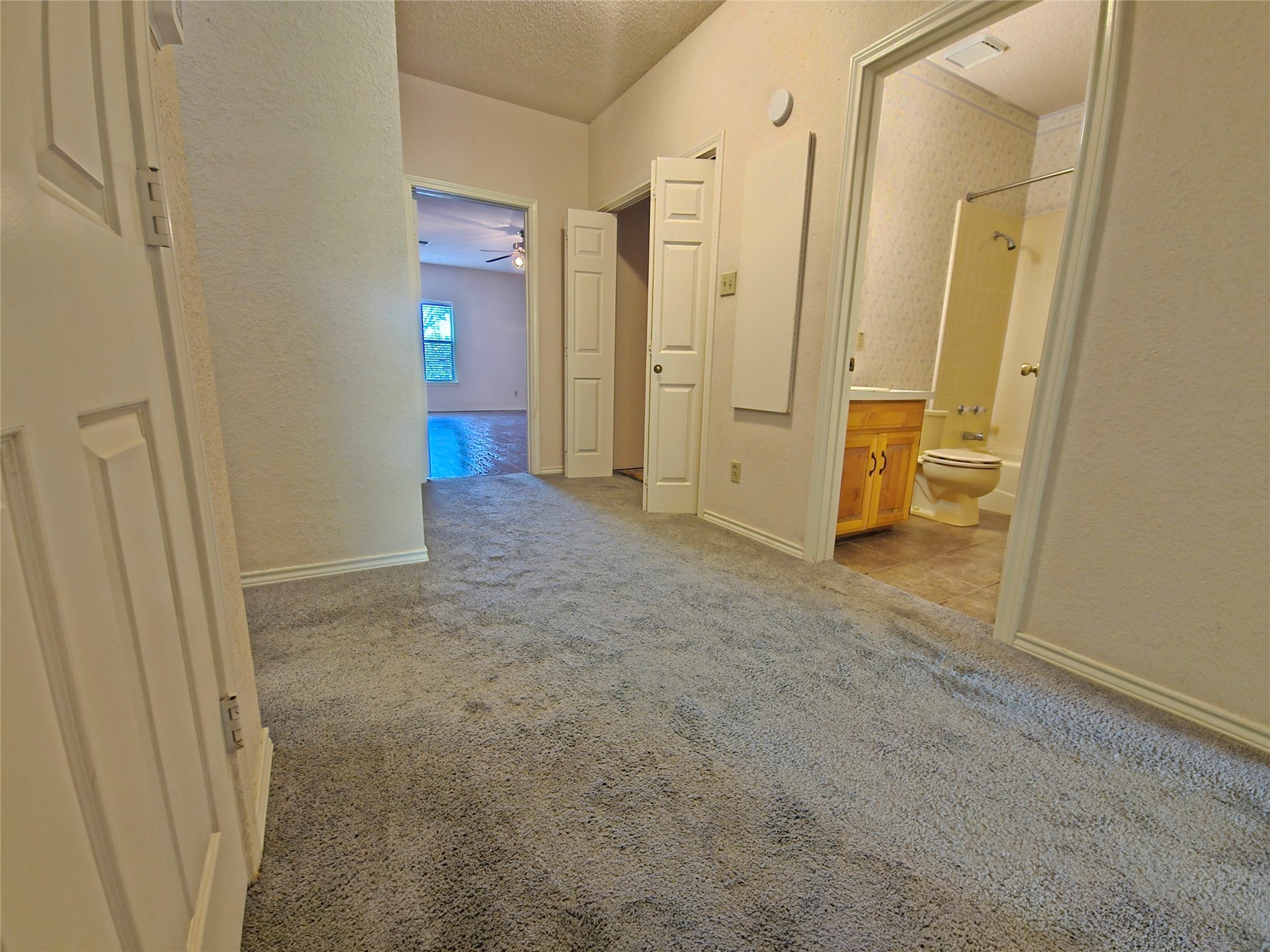 422 W Oak Street Weatherford TX 76086