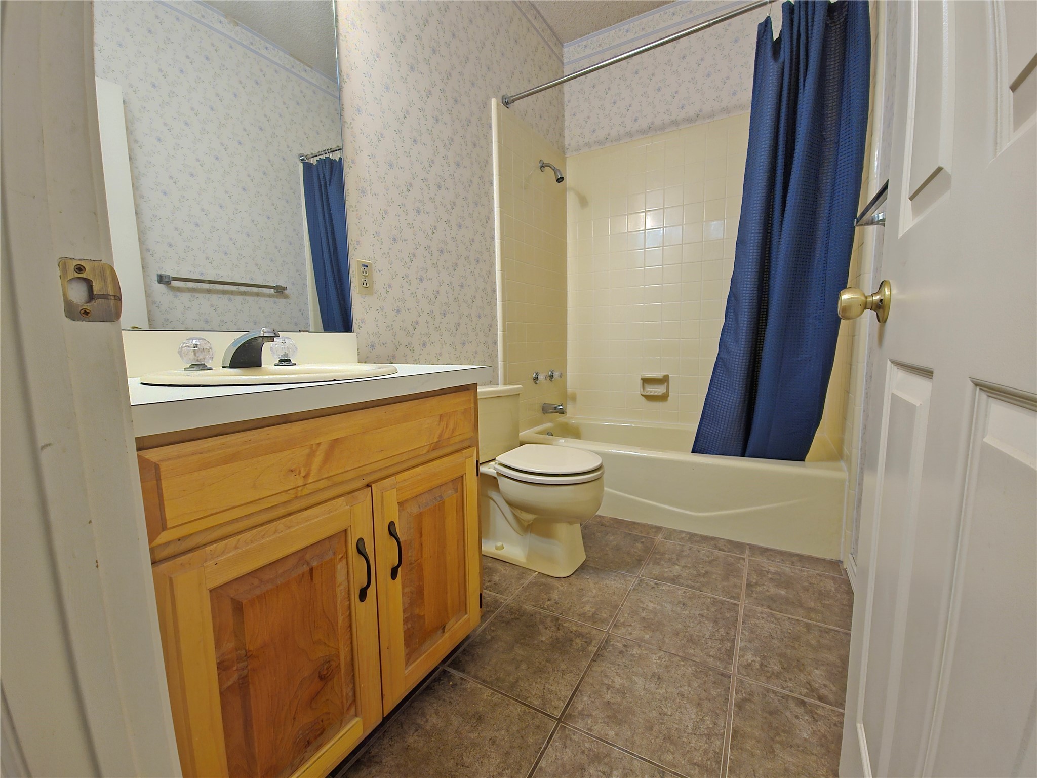422 W Oak Street Weatherford TX 76086