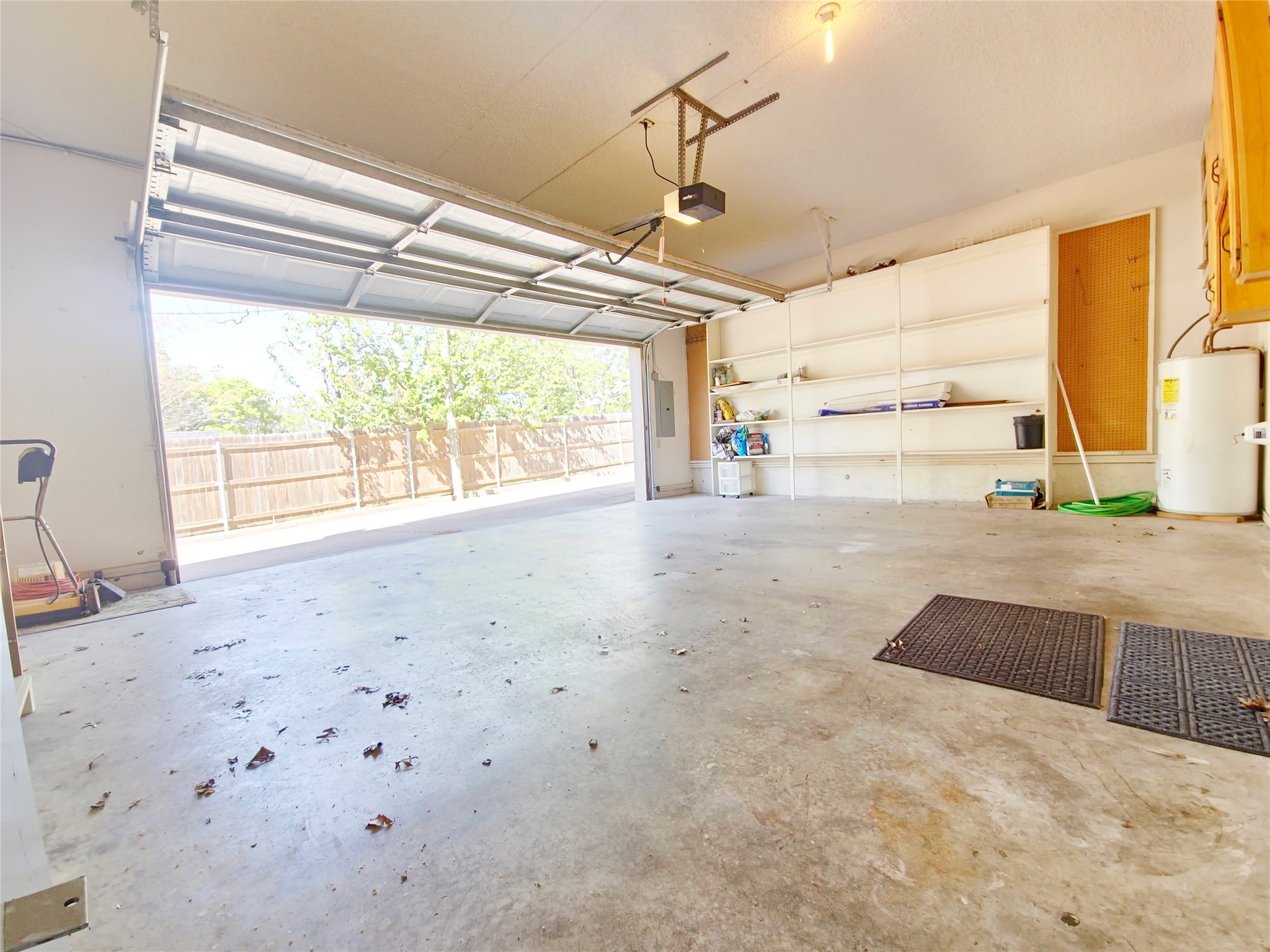 422 W Oak Street Weatherford TX 76086