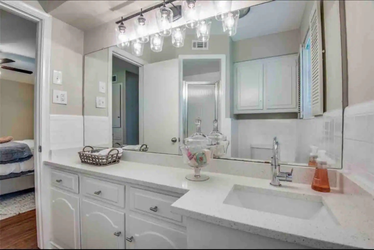 10007 Dale Crest Drive Dallas TX 75229