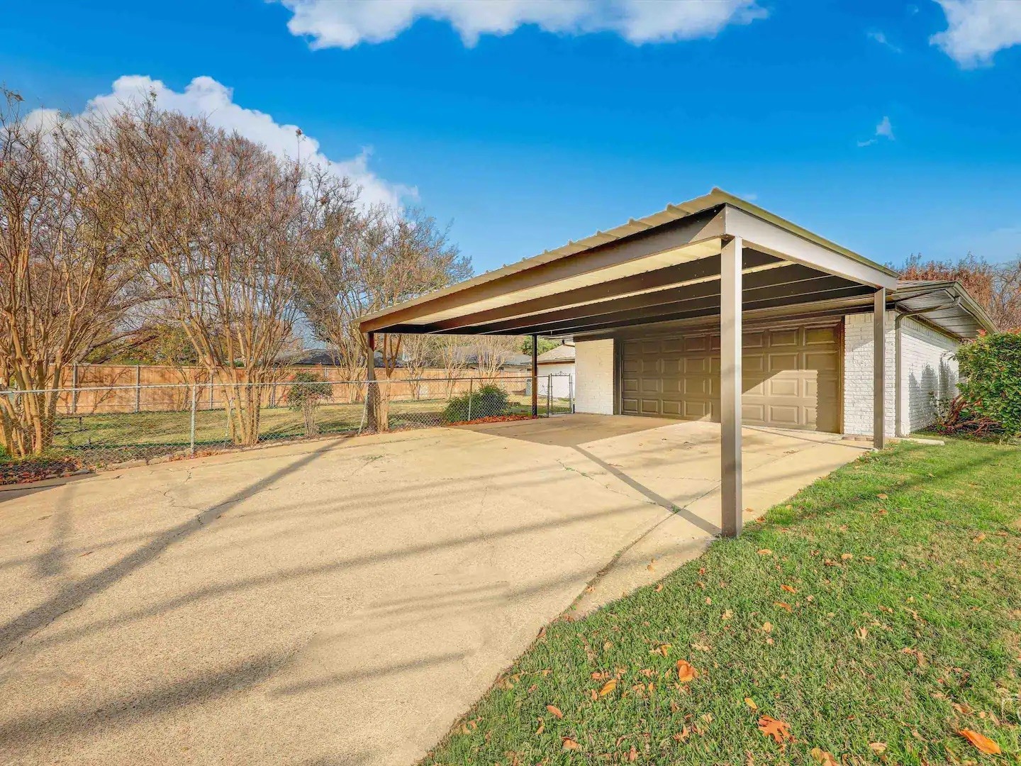 10007 Dale Crest Drive Dallas TX 75229