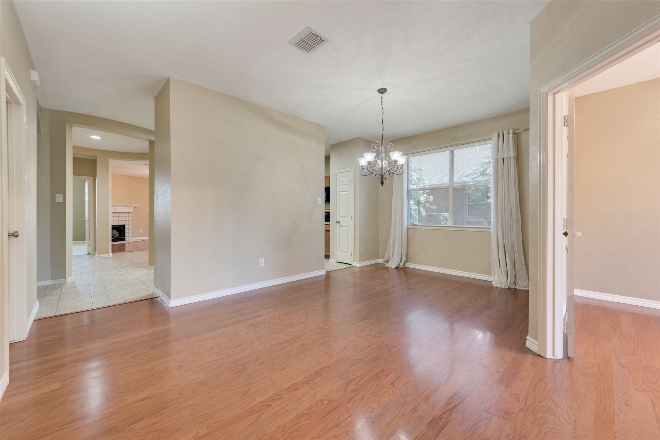 4512 Shade Tree Court Sachse TX 75048