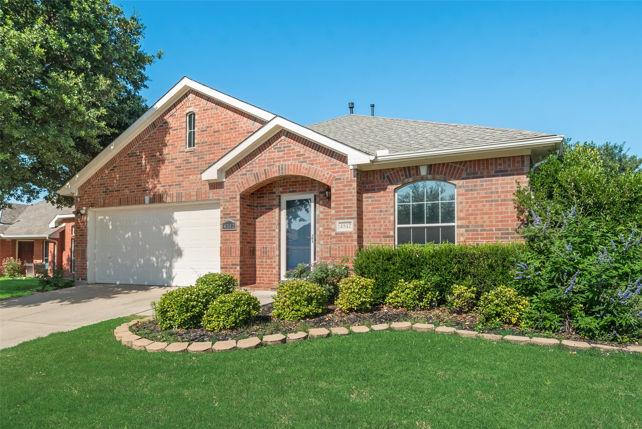 4512 Shade Tree Court Sachse TX 75048