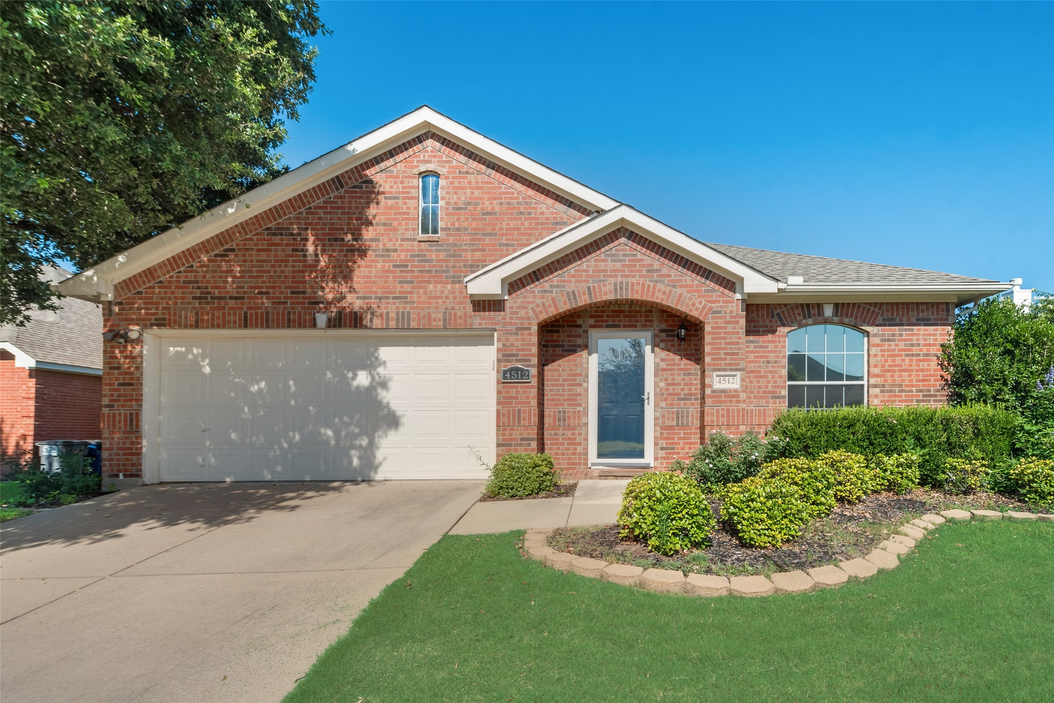4512 Shade Tree Court Sachse TX 75048