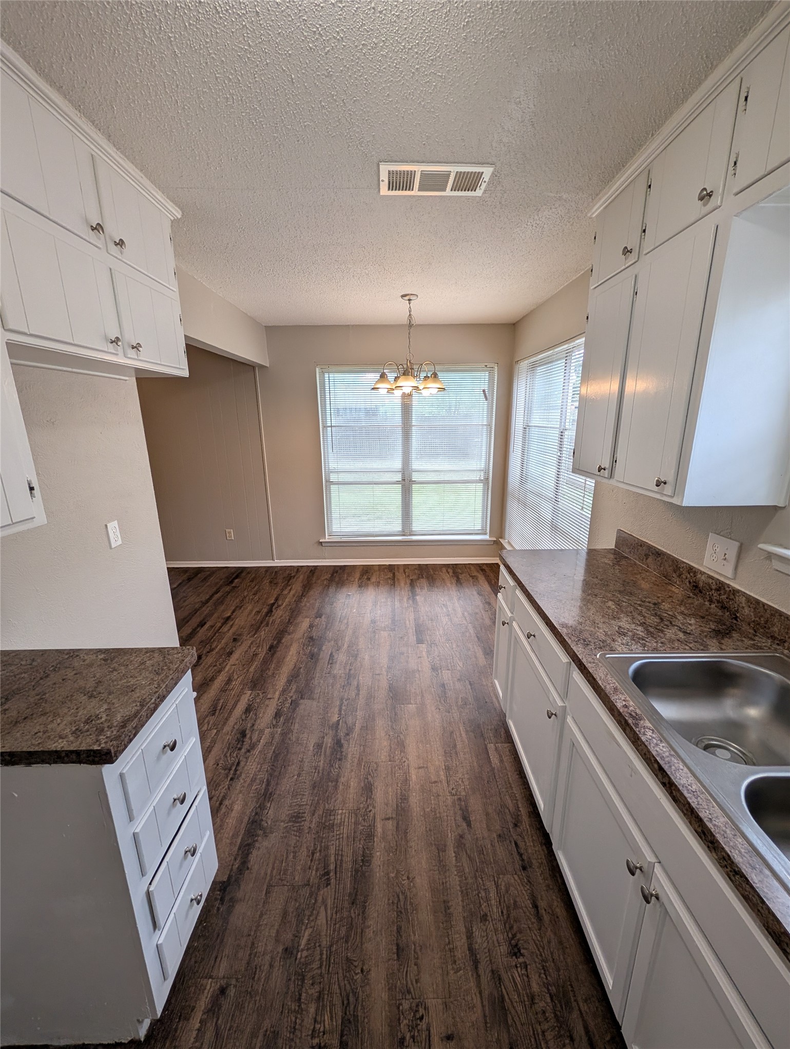 713 Heathcliff Drive Everman TX 76140