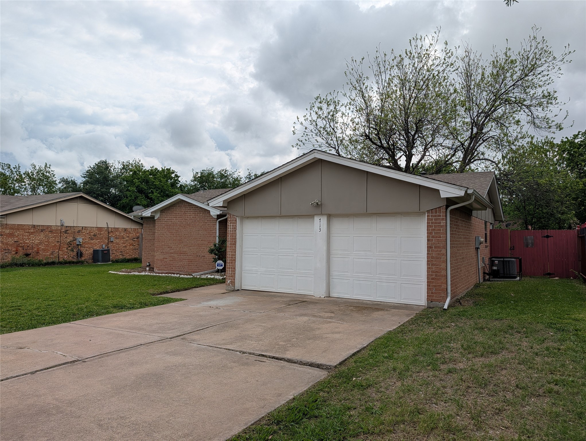 713 Heathcliff Drive Everman TX 76140