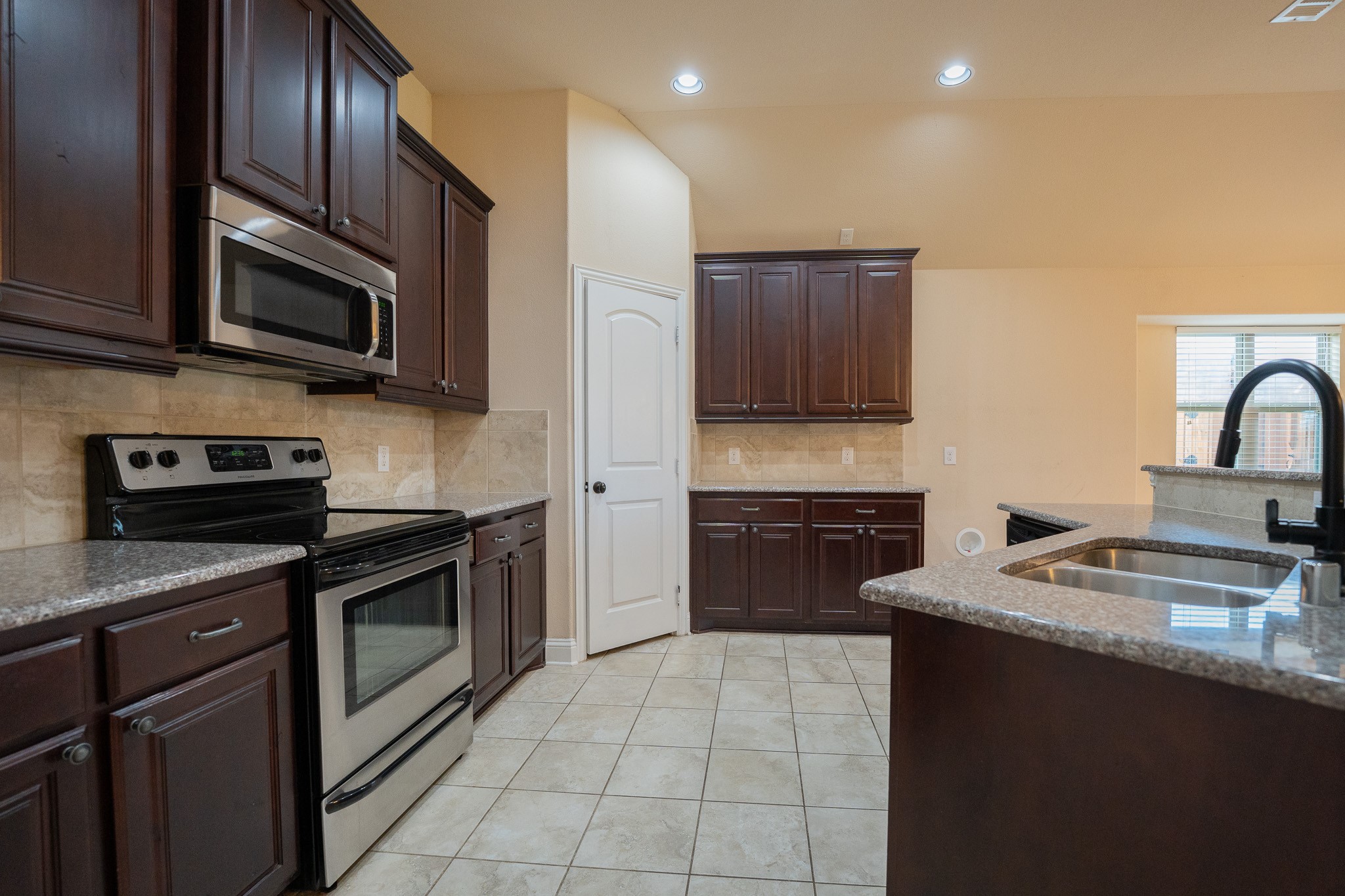 312 Hawthorn Drive Fate TX 75087
