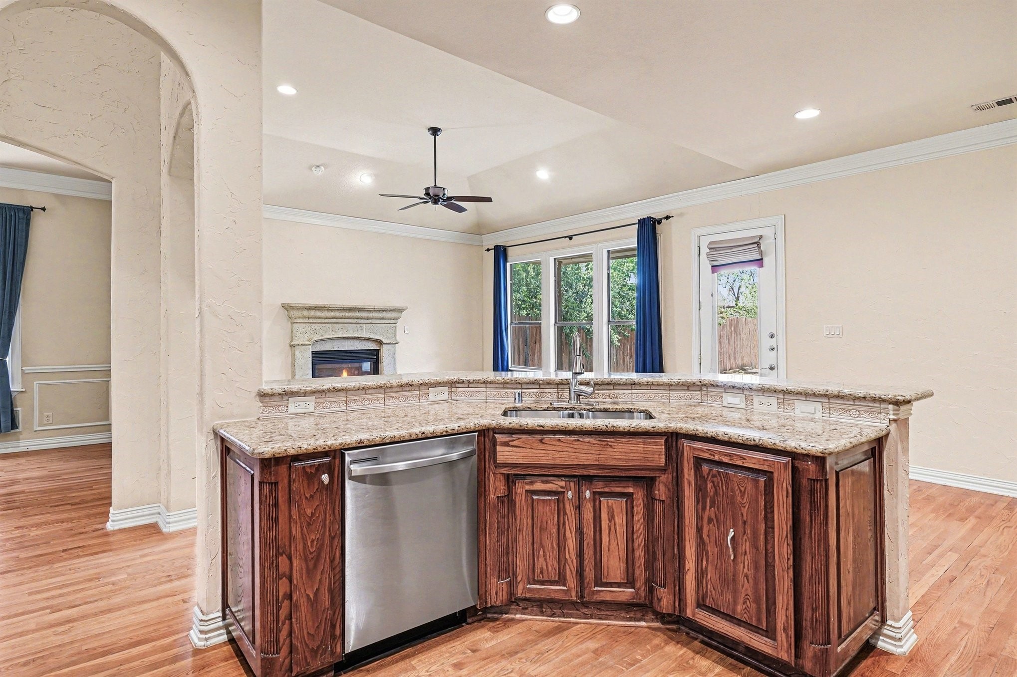 5508 Junius Street Dallas TX 75214