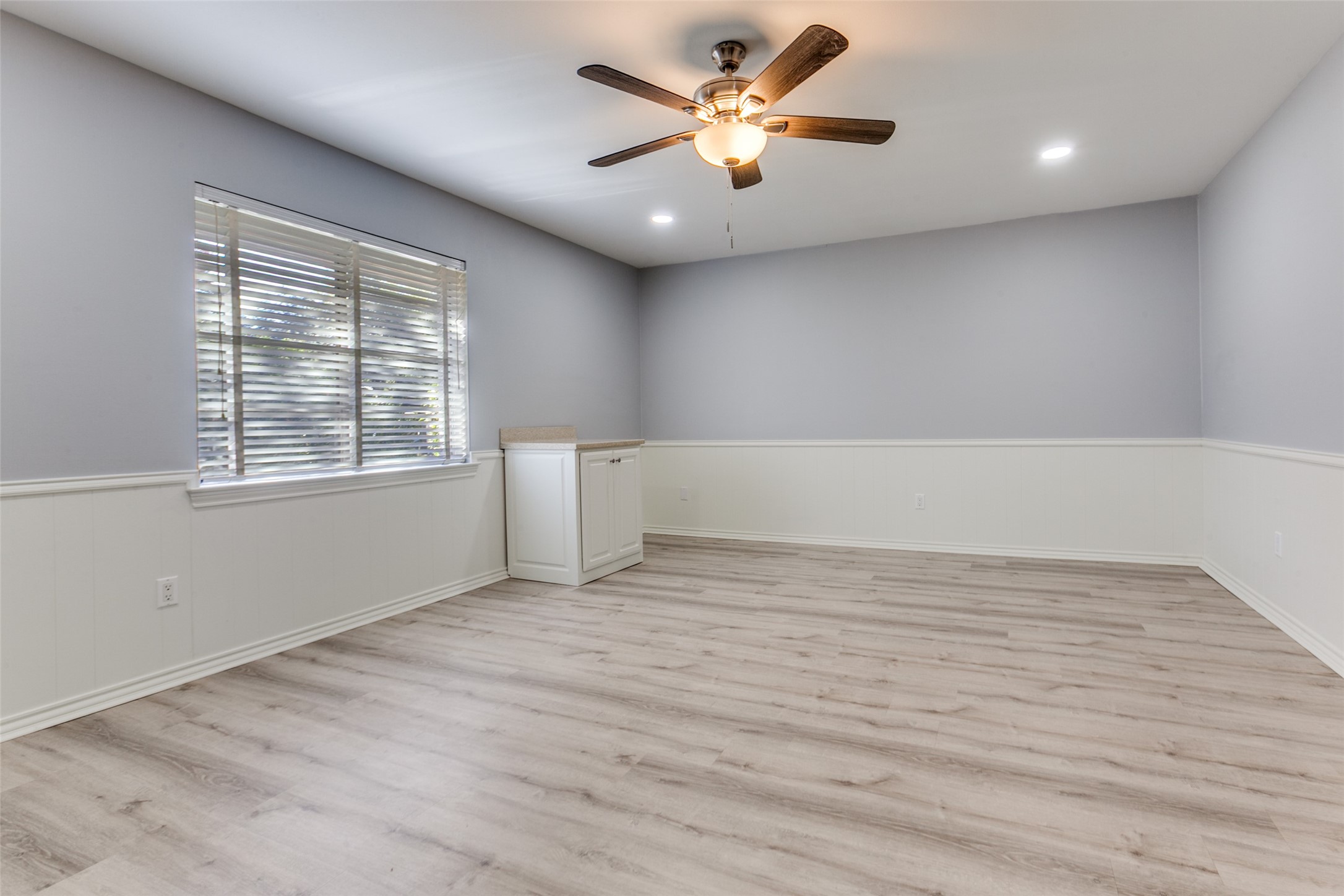 5529 Tanbark Road Dallas TX 75229