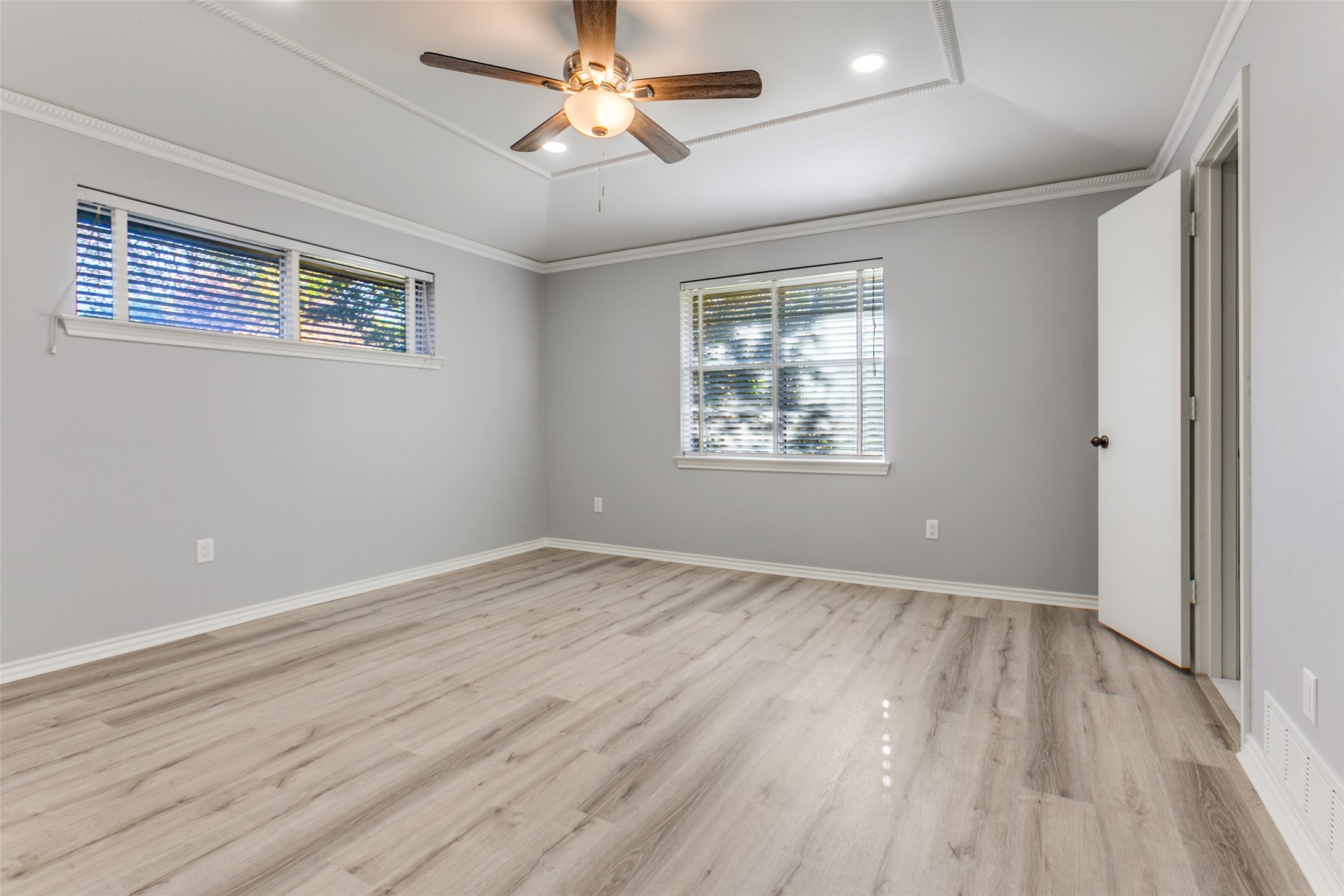 5529 Tanbark Road Dallas TX 75229