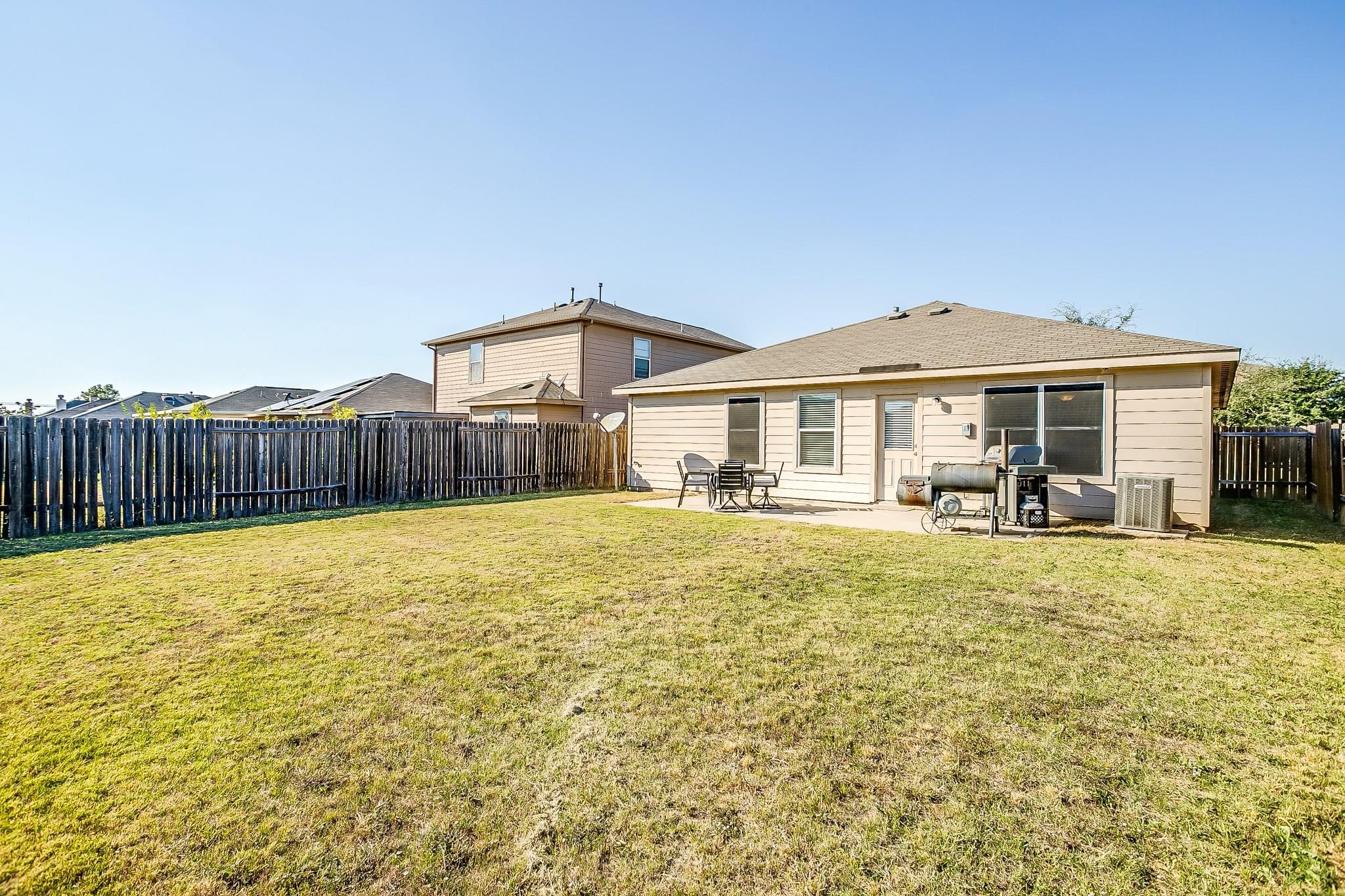 605 Hidden Dale Drive Fort Worth TX 76140