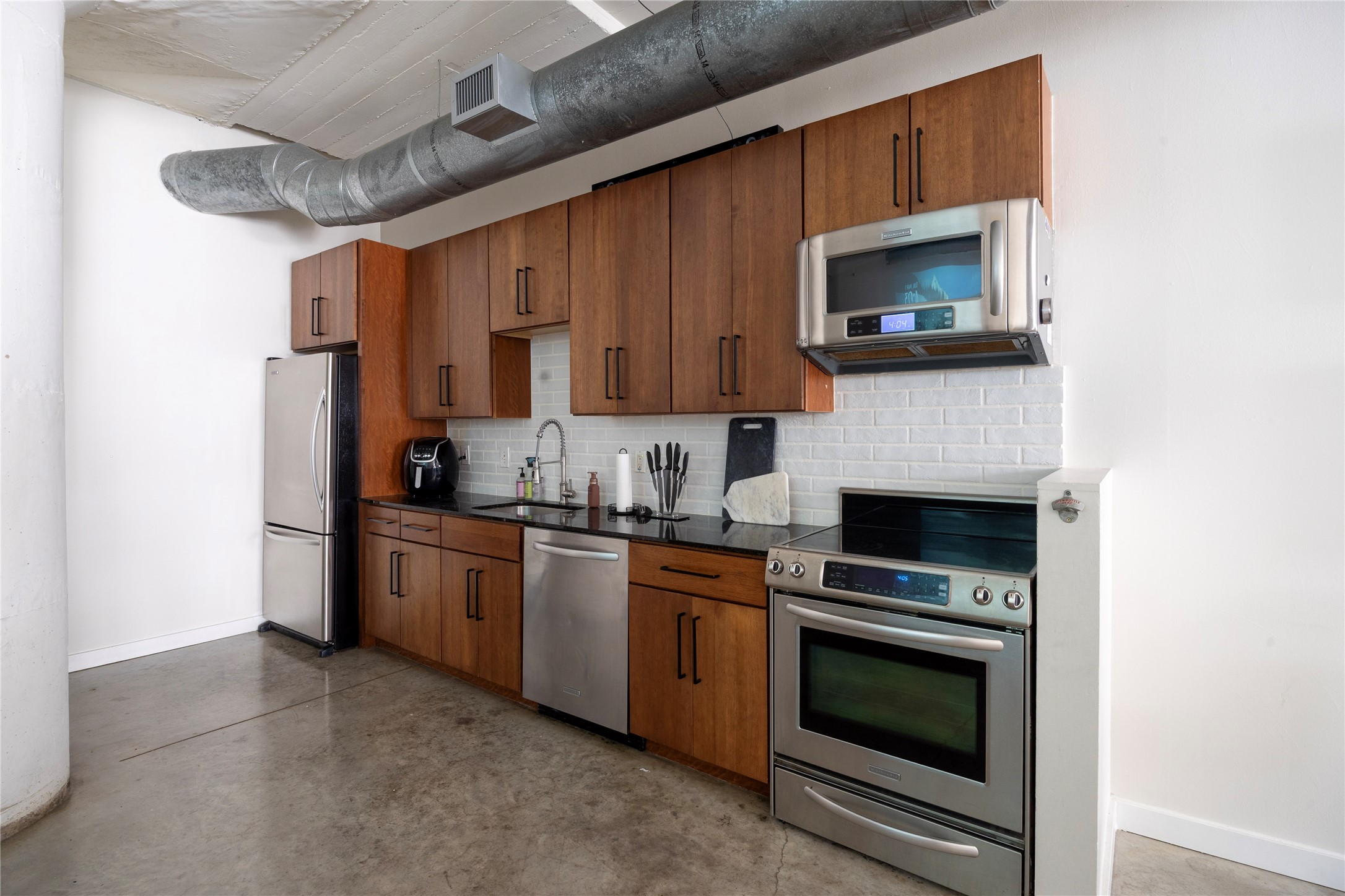 1122 Jackson Street Dallas TX 75202