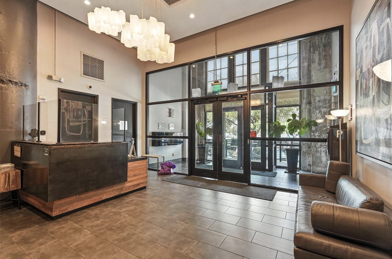 1122 Jackson Street Dallas TX 75202