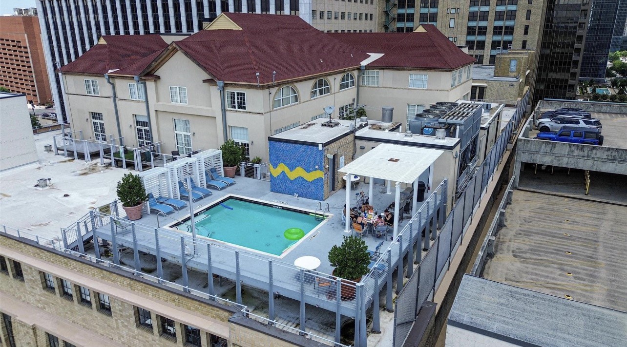1122 Jackson Street Dallas TX 75202