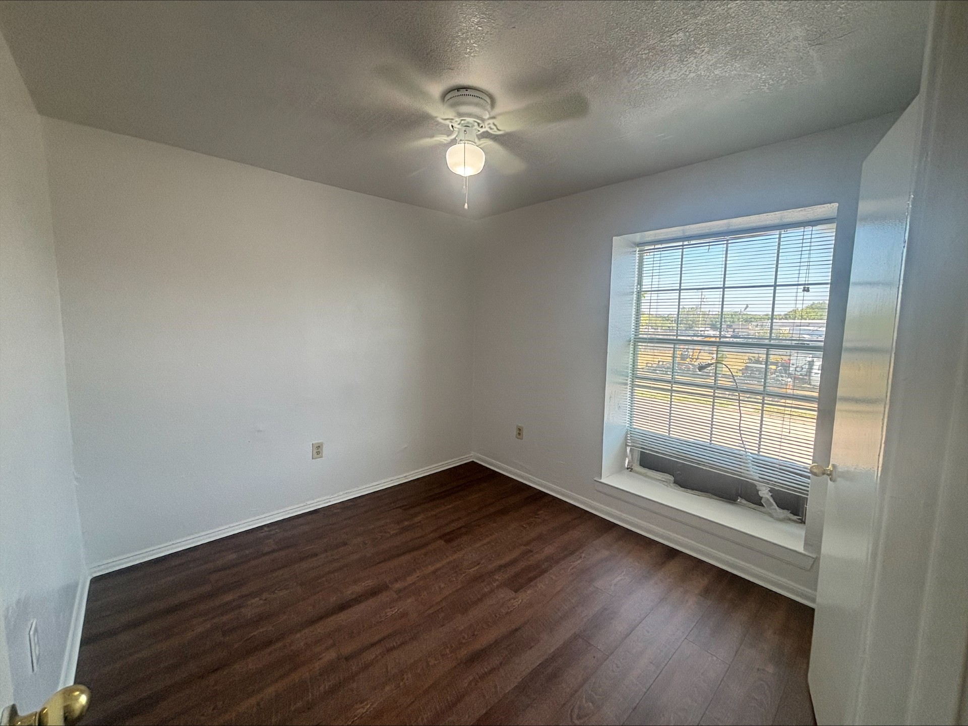 612 Luxton Street Fort Worth TX 76104