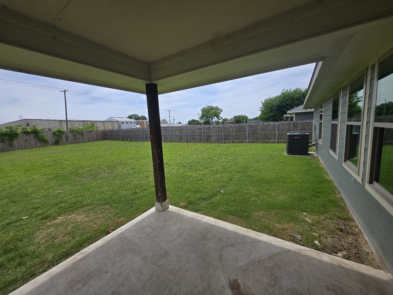 1334 Wyatt Street Waxahachie TX 75165