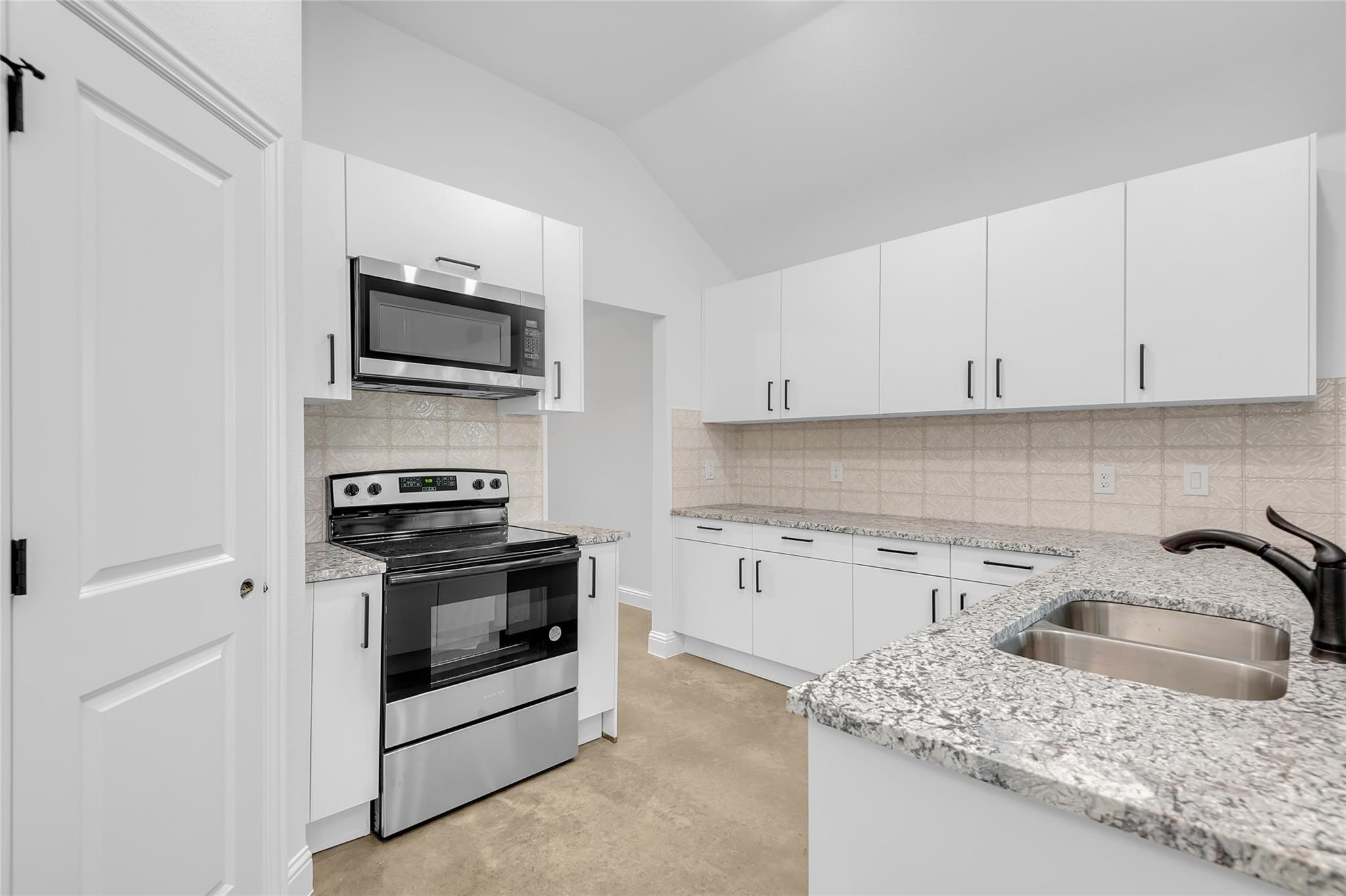 1334 Wyatt Street Waxahachie TX 75165