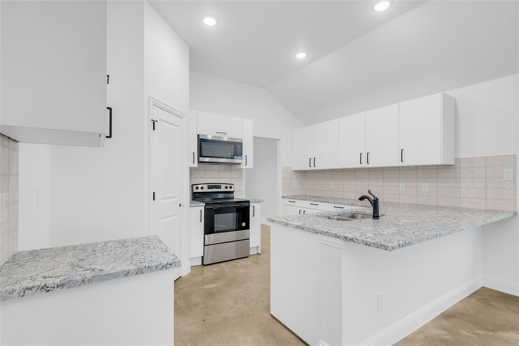 1334 Wyatt Street Waxahachie TX 75165