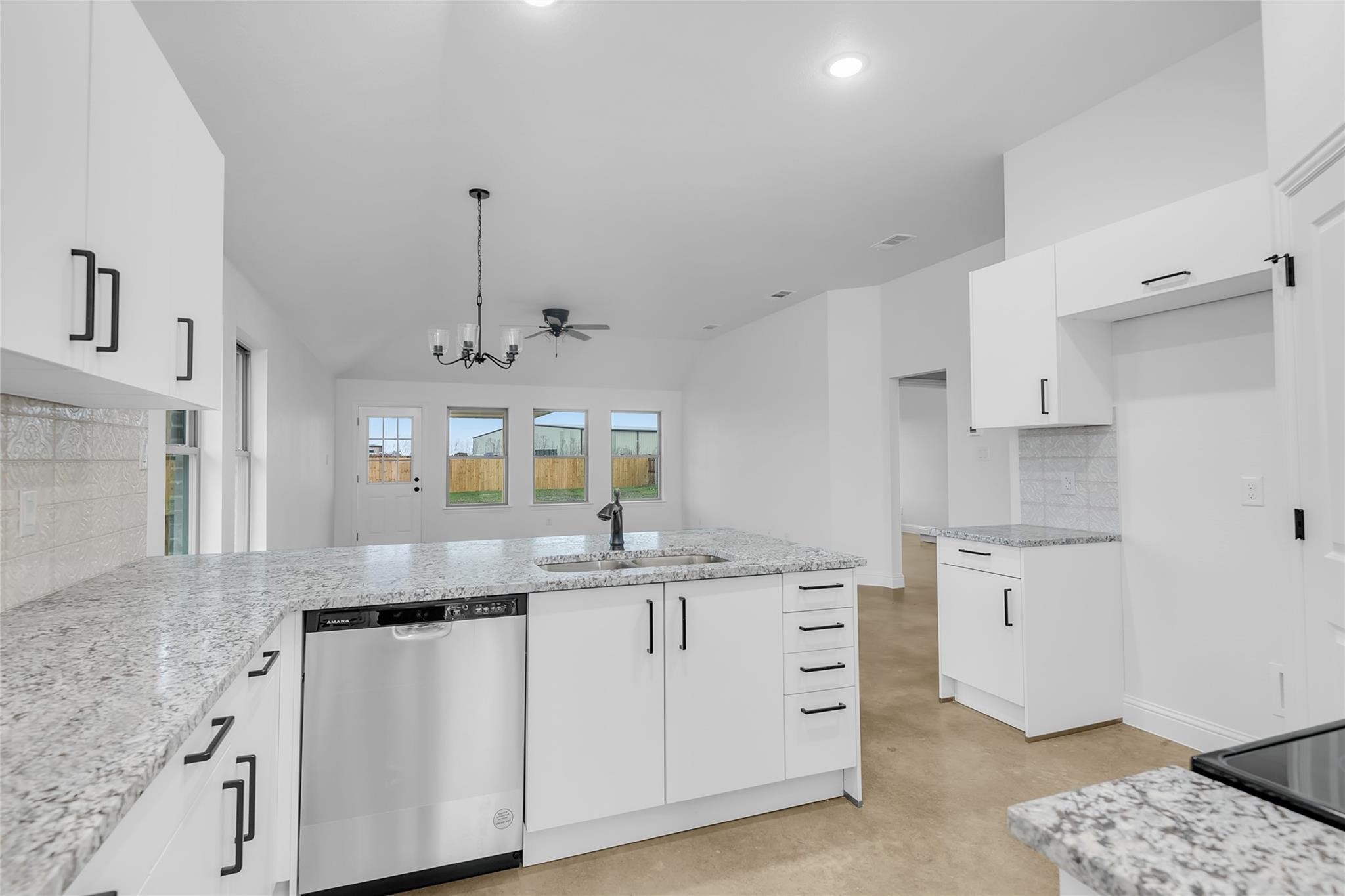 1334 Wyatt Street Waxahachie TX 75165