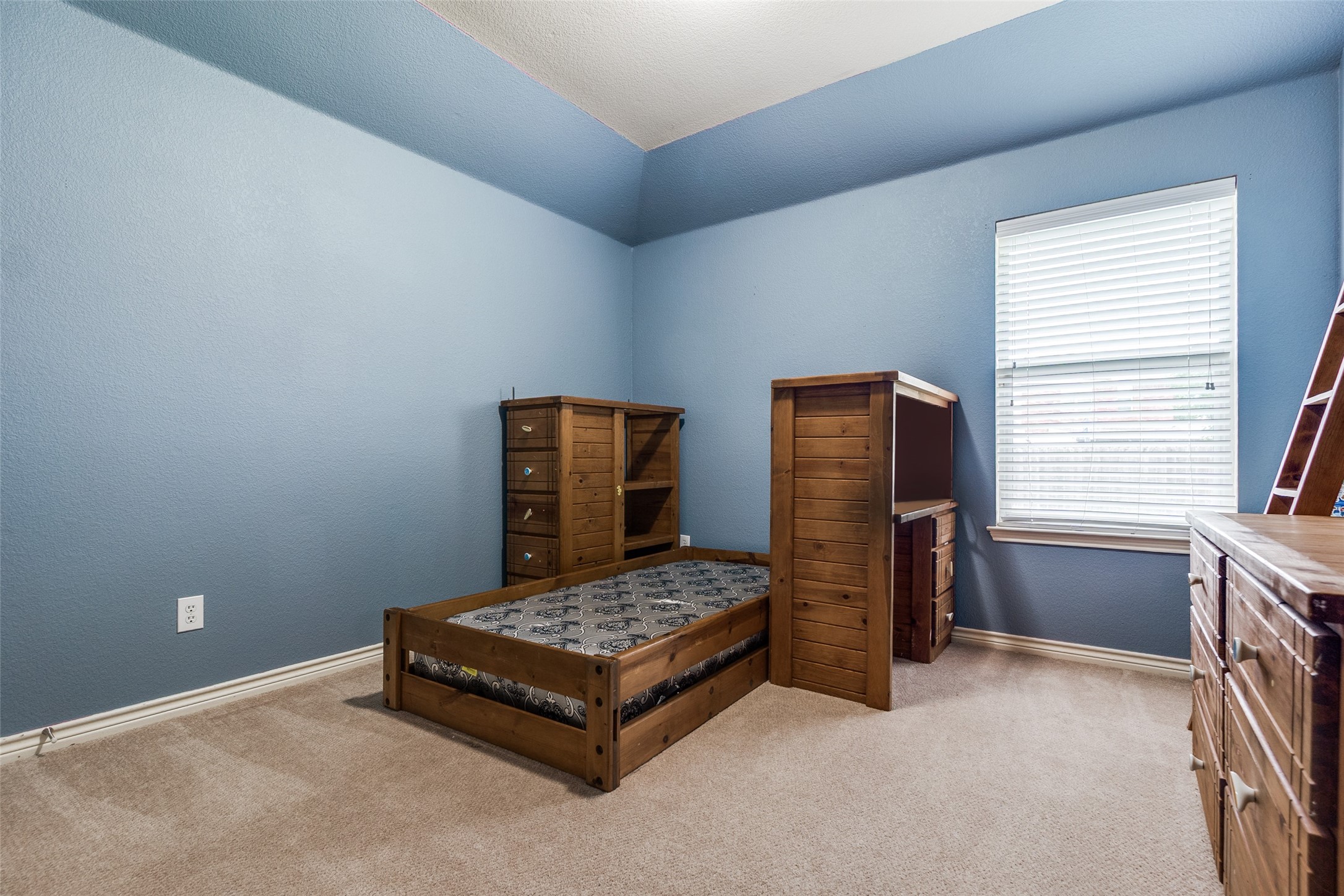 9204 Lockhart Drive Arlington TX 76002