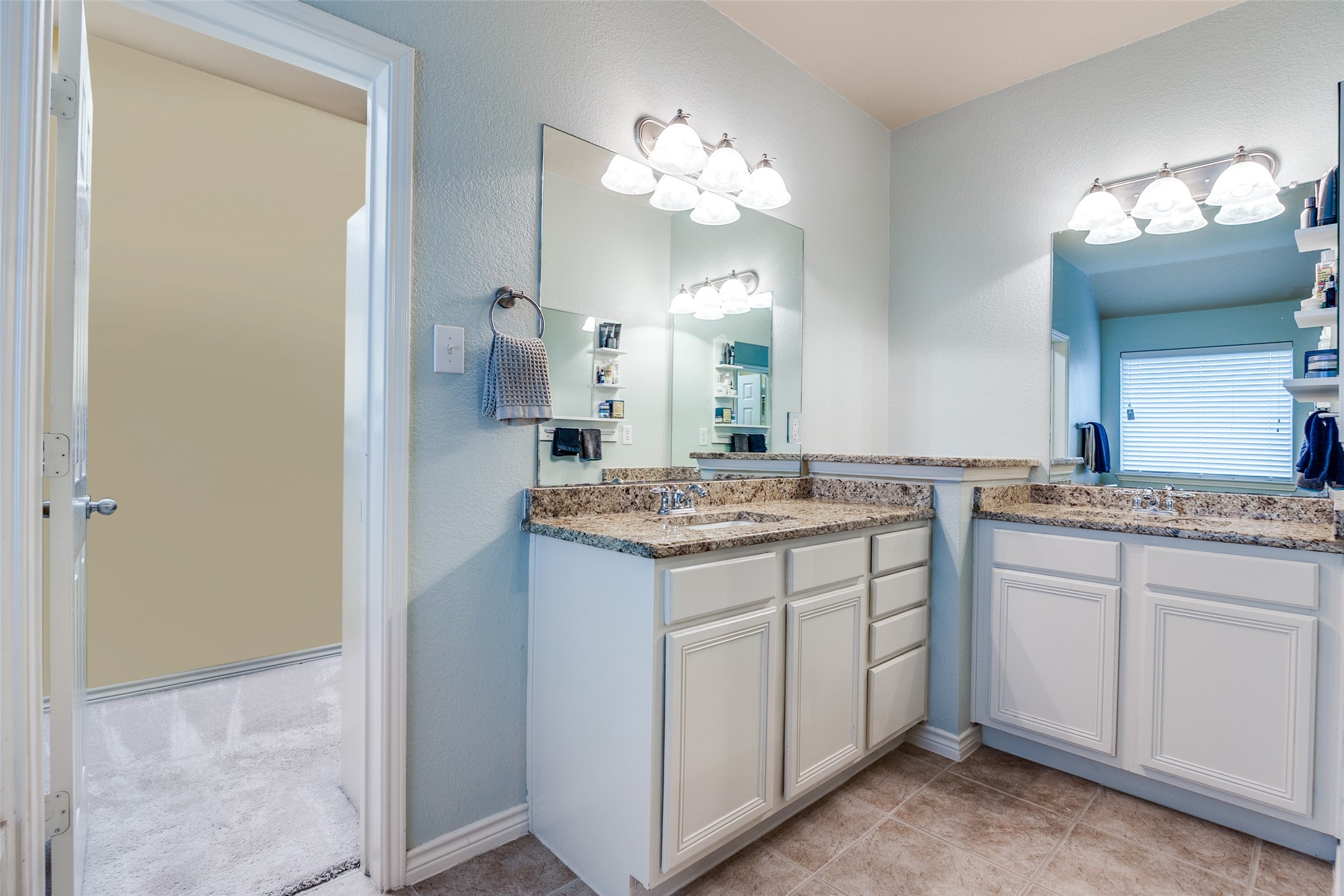 9204 Lockhart Drive Arlington TX 76002