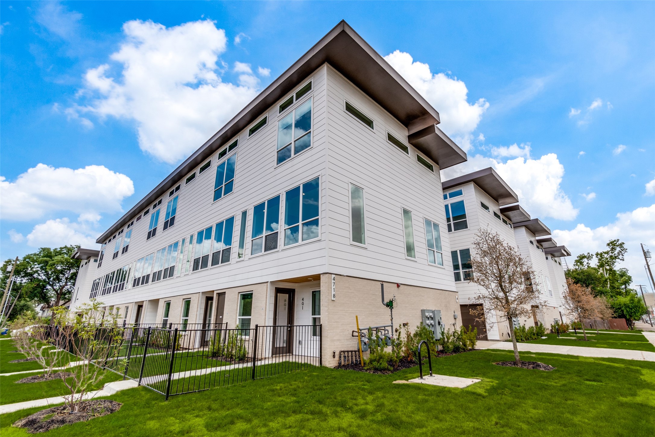 4718 Bryan Street Dallas TX 75204