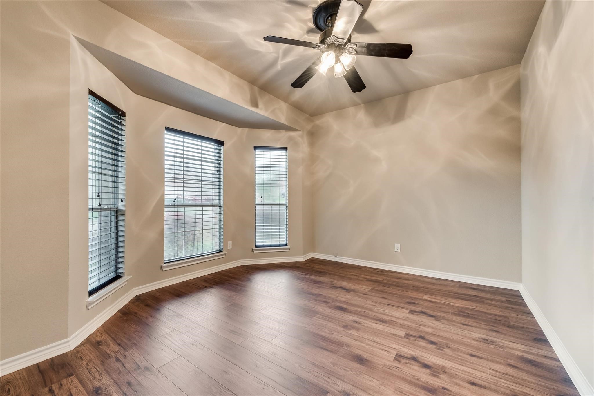 1213 Vistawood Drive Mansfield TX 76063