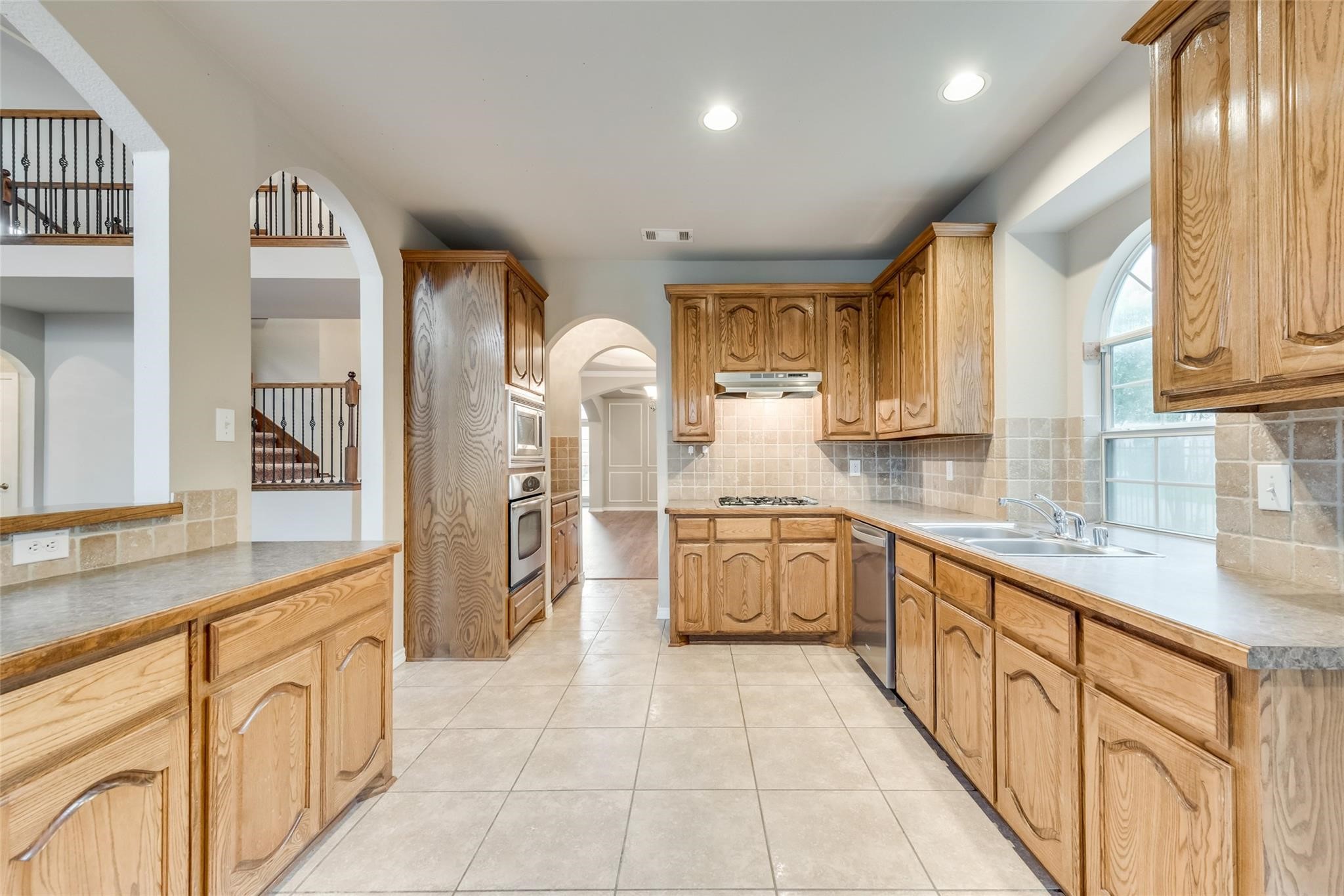 1213 Vistawood Drive Mansfield TX 76063