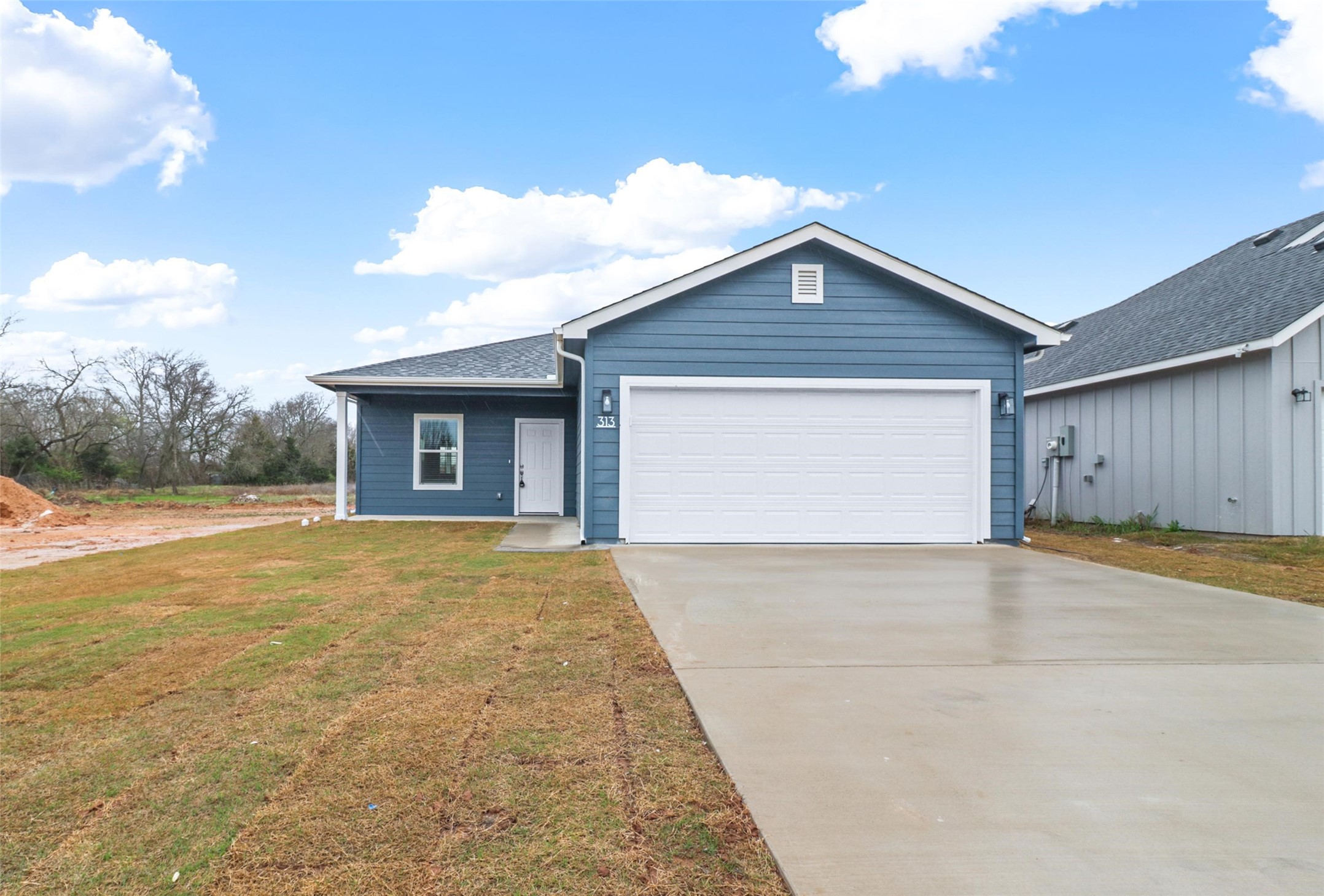 311 N Helton Street Randolph TX 75475